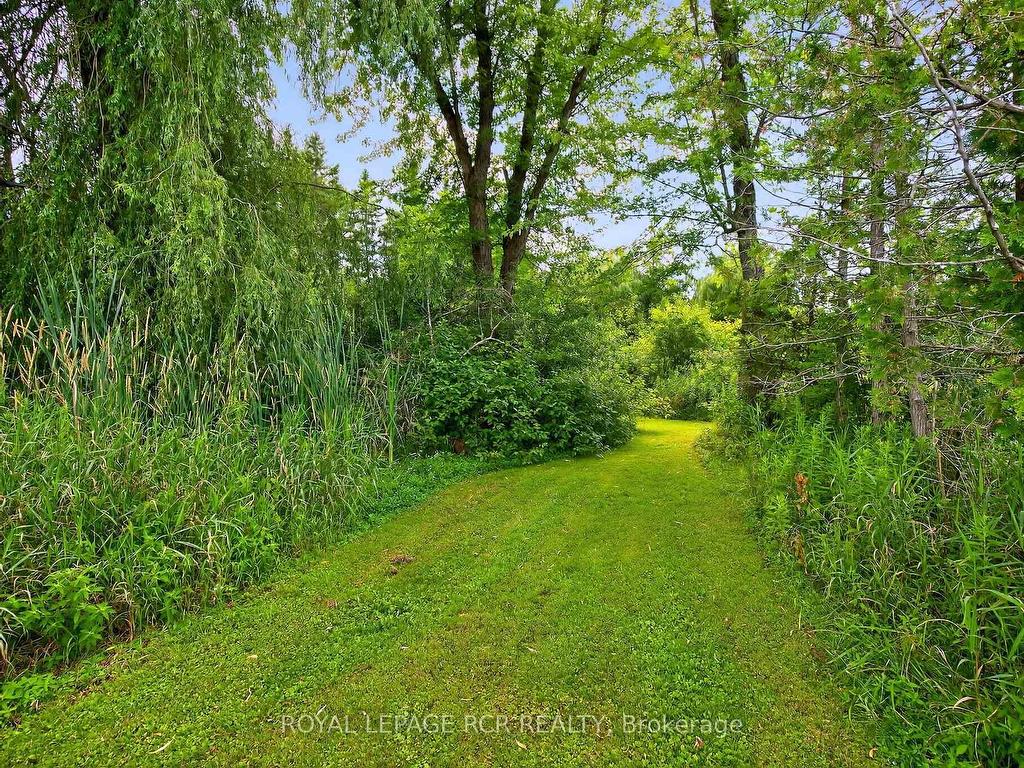 









8


Mustard

Street,
Uxbridge,




ON
L9P 1R2

