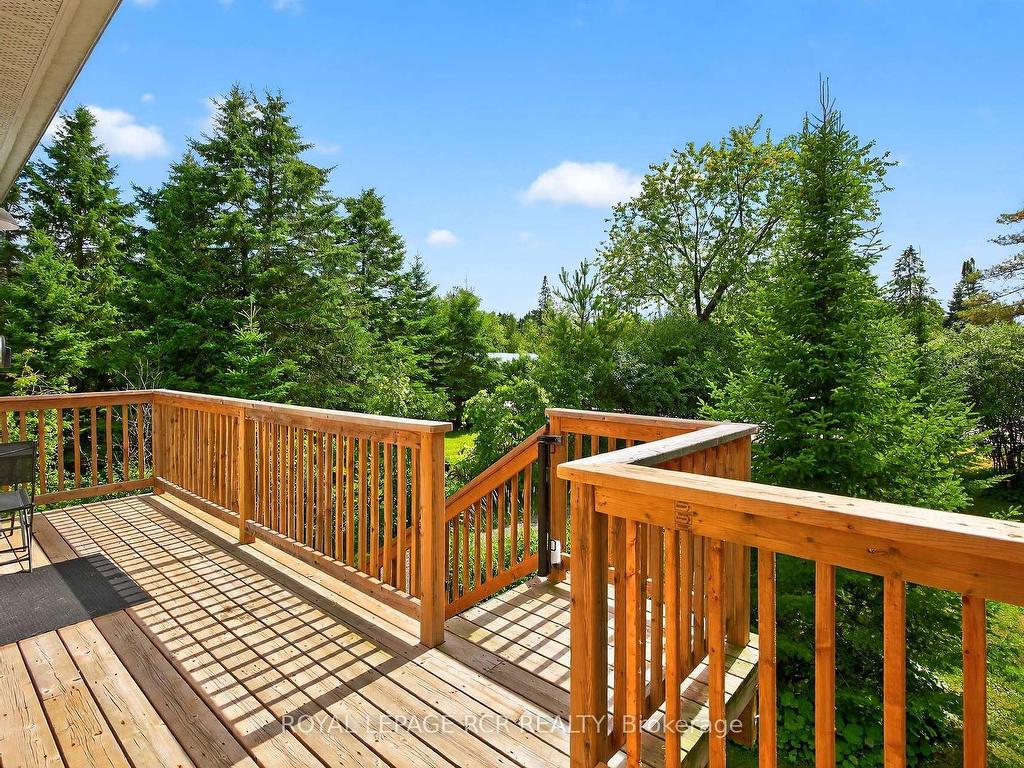 









8


Mustard

Street,
Uxbridge,




ON
L9P 1R2

