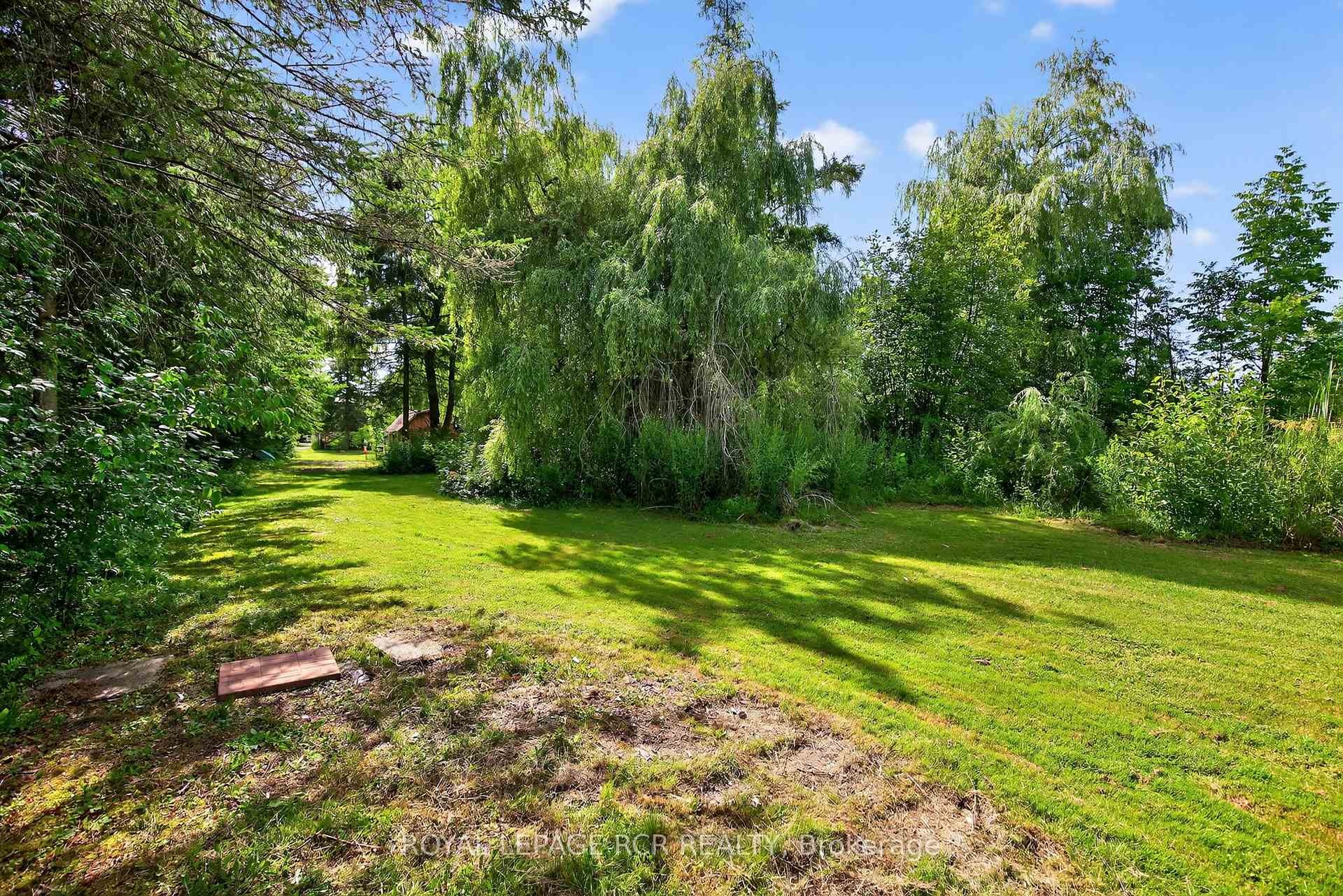 









8


Mustard

Street,
Uxbridge,




ON
L9P 1R2

