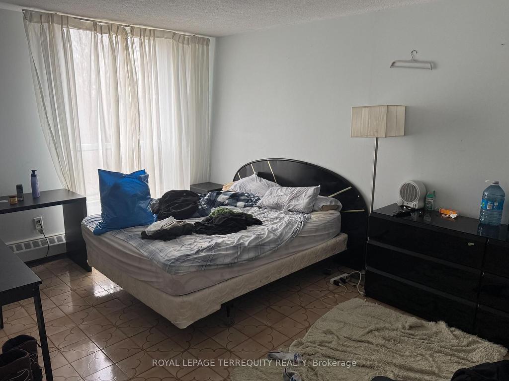 









15


London Green

Court, 409,
Toronto,




ON
M3N 1K4

