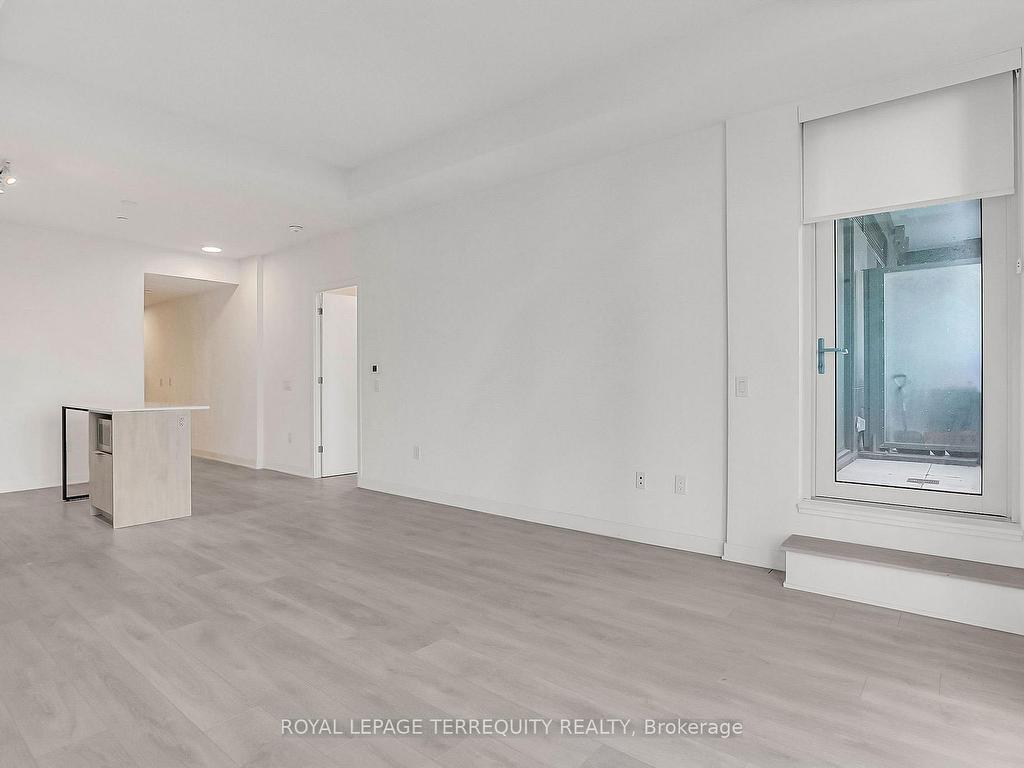 









130


River

Street, 205,
Toronto,




ON
M5A 0R8

