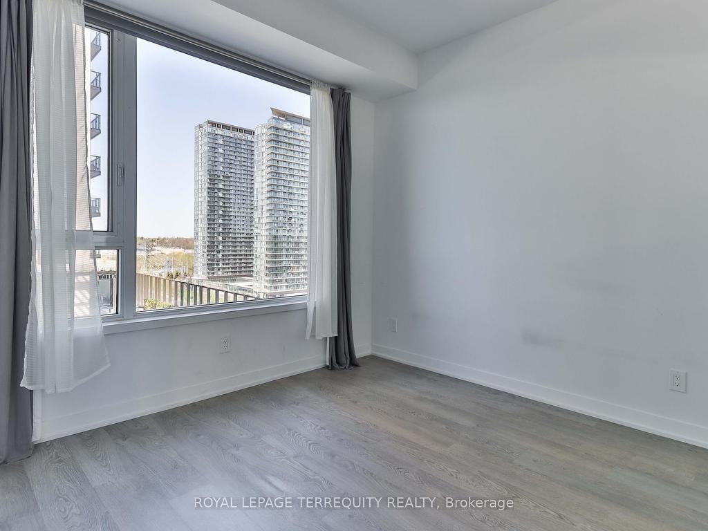 









1926


Lake Shore

Boulevard, 1212,
Toronto,




ON
M6S 1A1

