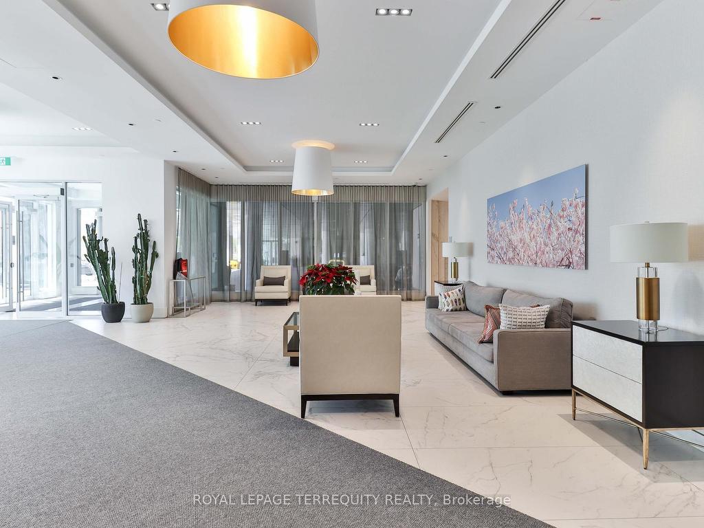 









1926


Lake Shore

Boulevard, 1212,
Toronto,




ON
M6S 1A1


