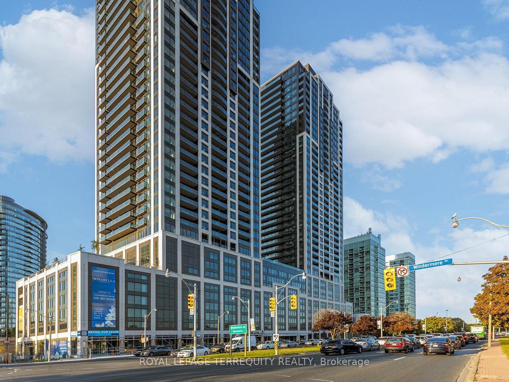 









1926


Lake Shore

Boulevard, 1212,
Toronto,




ON
M6S 1A1

