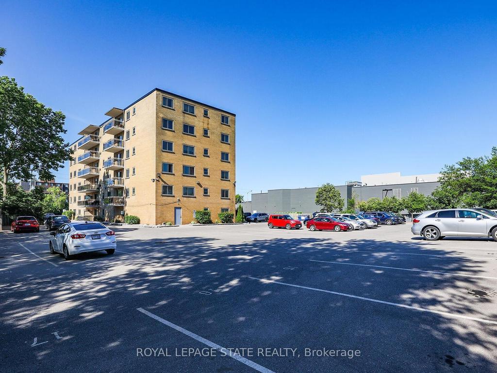 









87


St George

Street, 608,
Brantford,




ON
N3R 1V5

