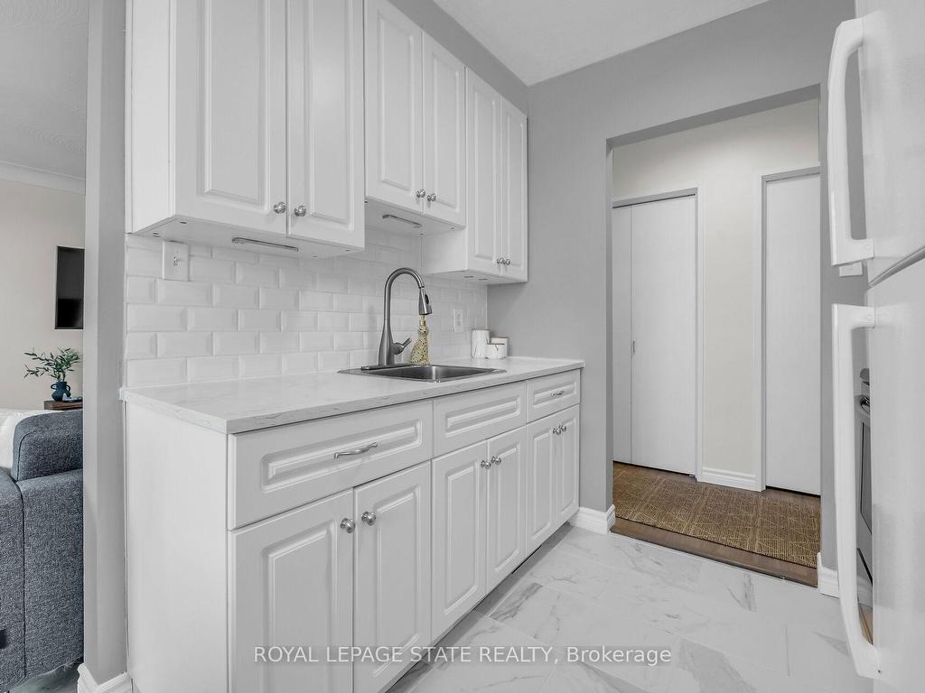 









87


St George

Street, 608,
Brantford,




ON
N3R 1V5

