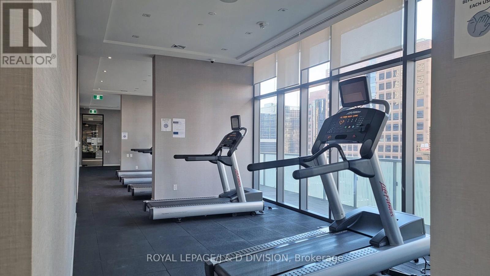 












PH 02 (5502) - 50 CHARLES STREET E

,
Toronto,




Ontario
M4Y0C3

