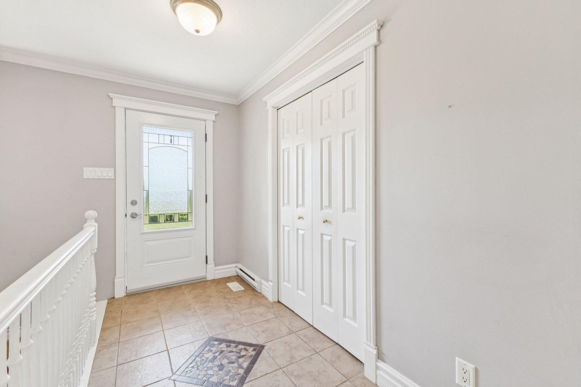









26


Ch. Patterson

,
Cantley,




QC
J8V2Y9

