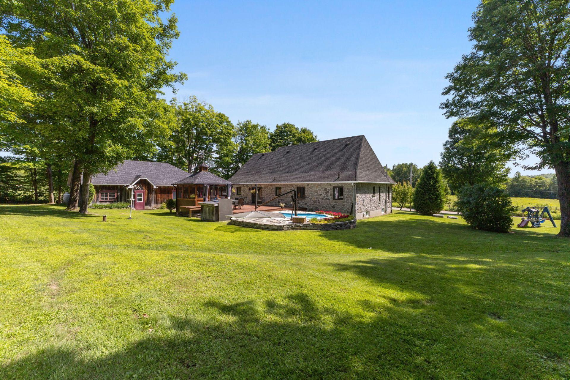 









26


Ch. Patterson

,
Cantley,




QC
J8V2Y9


