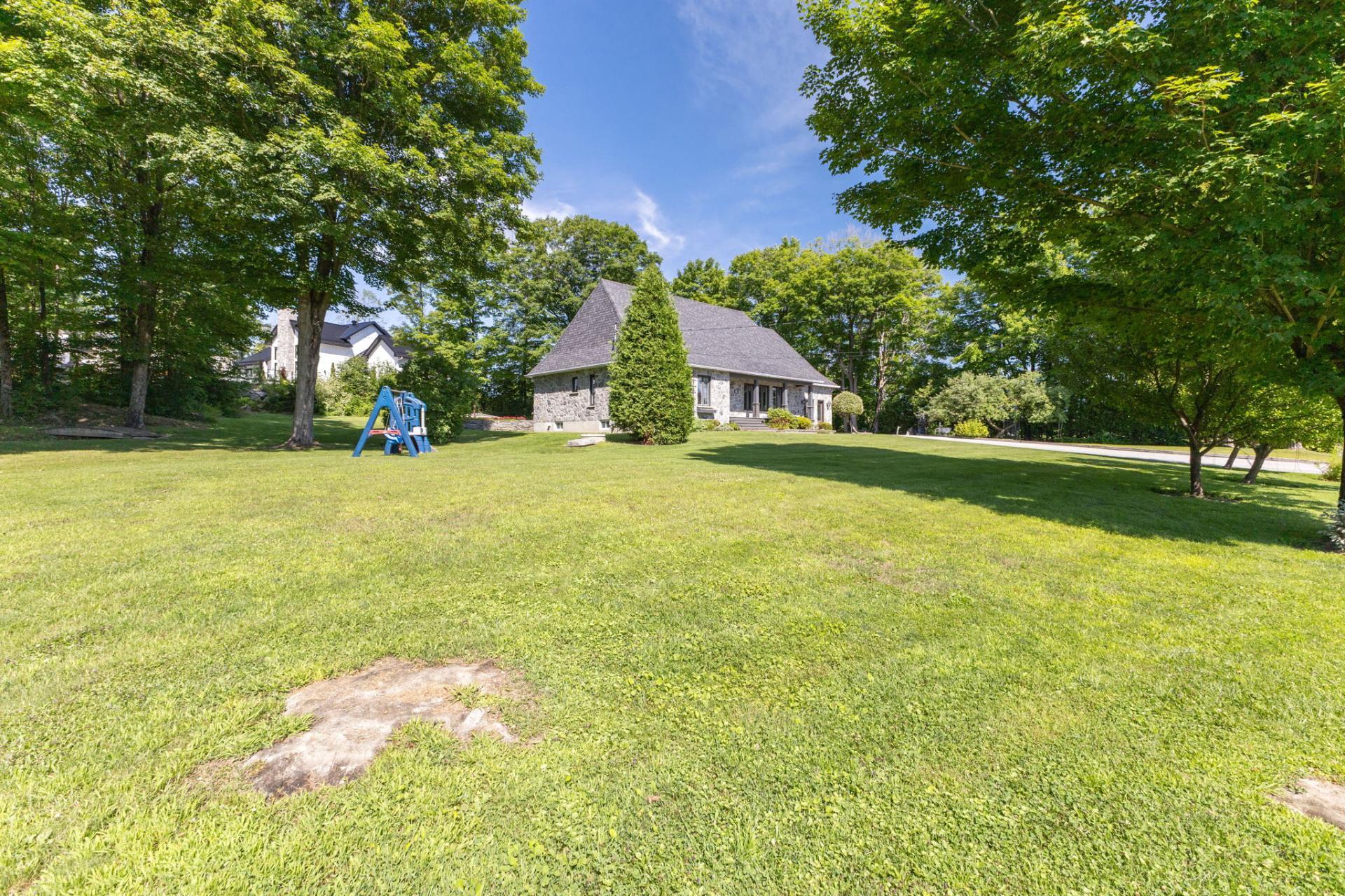 









26


Ch. Patterson

,
Cantley,




QC
J8V2Y9

