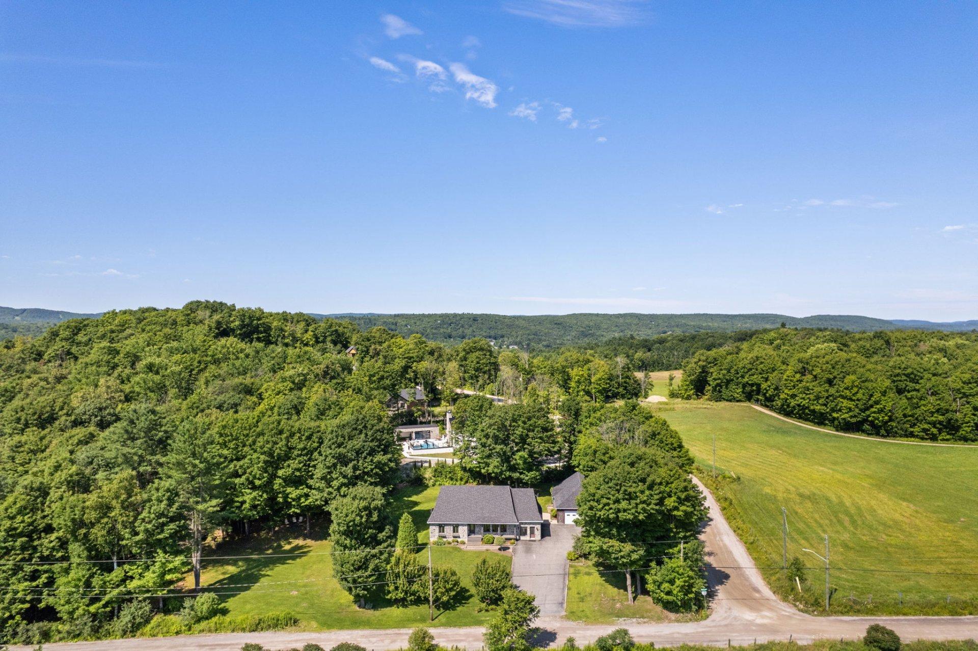 









26


Ch. Patterson

,
Cantley,




QC
J8V2Y9

