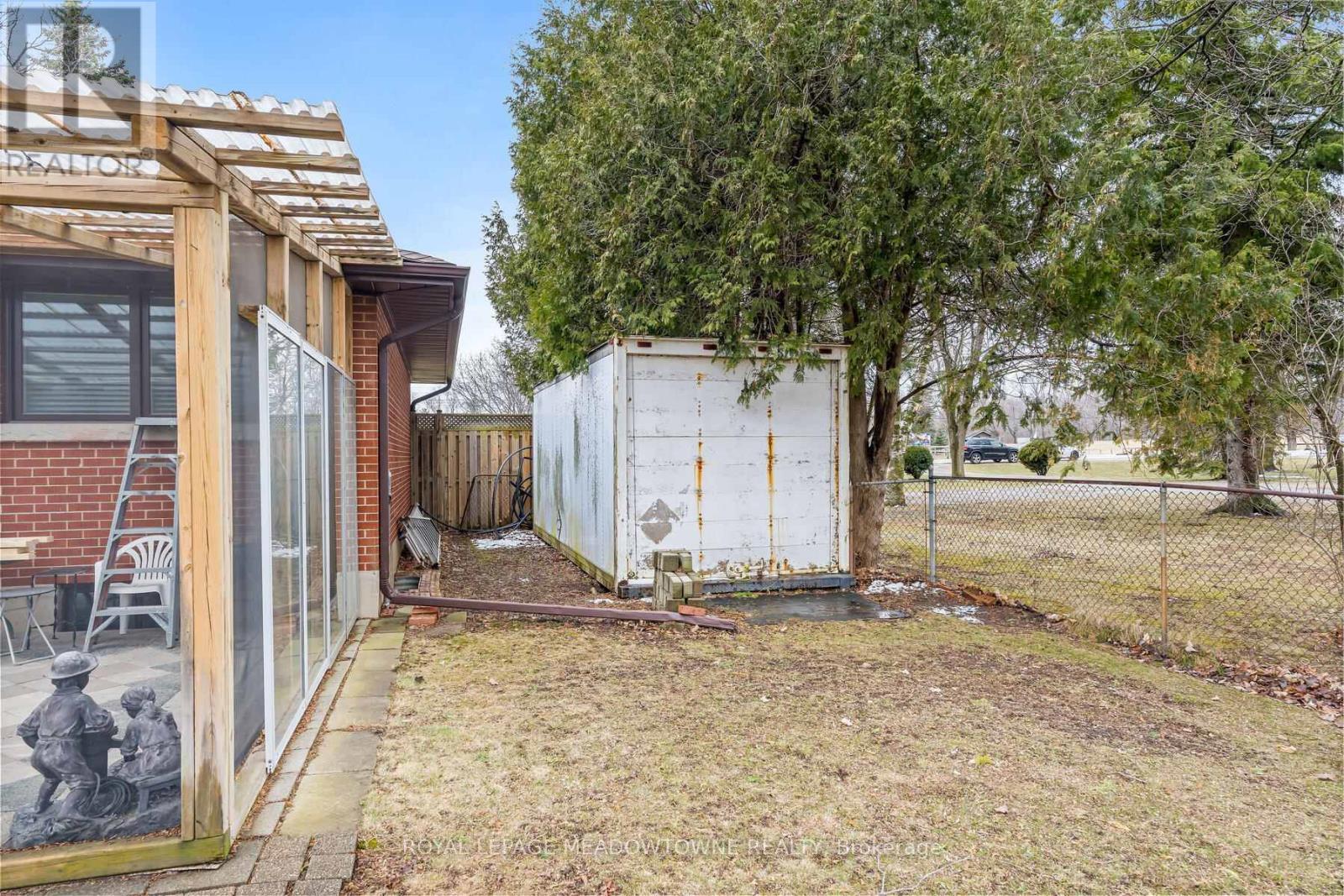 












11317 REGIONAL ROAD 25

,
Halton Hills,




Ontario
L7J2M1

