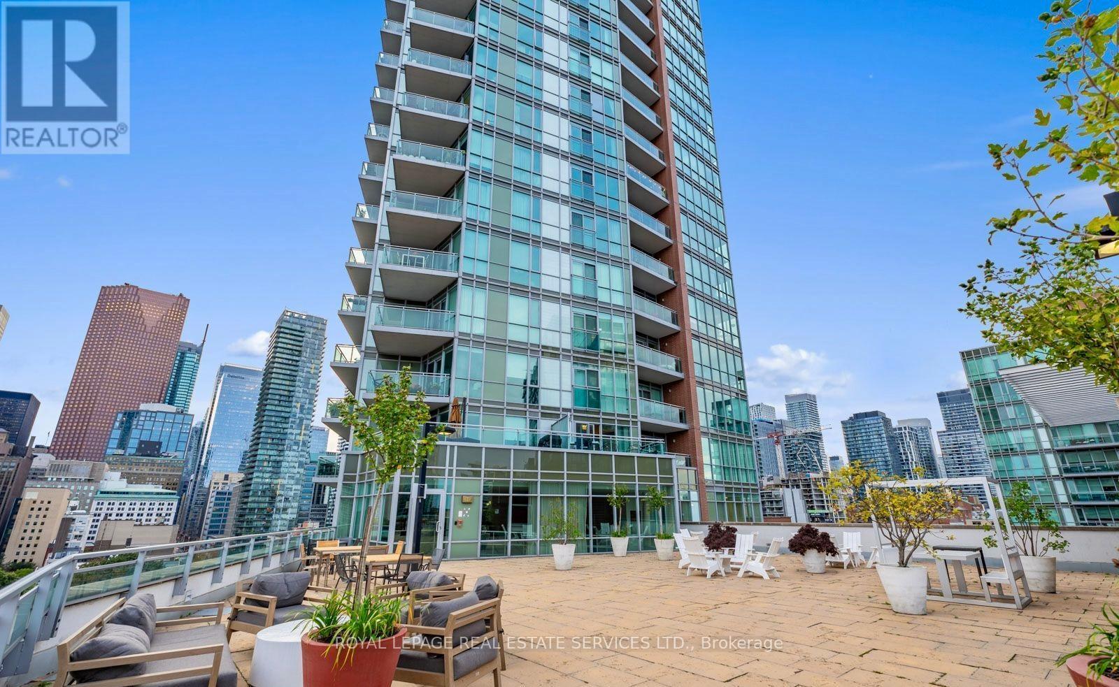 












N417 - 116 GEORGE STREET S

,
Toronto,




Ontario
M5A3S2

