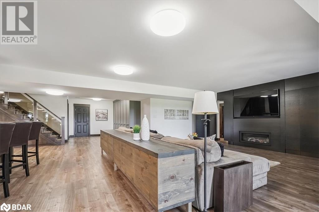 












8837 WELLINGTON ROAD 124

,
Erin,




Ontario
N1H6H7

