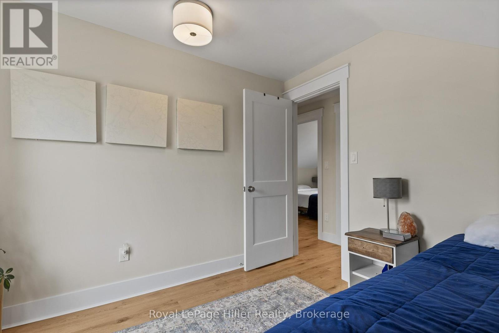 












65 GUELPH STREET

,
Stratford,




Ontario
N5A3W7

