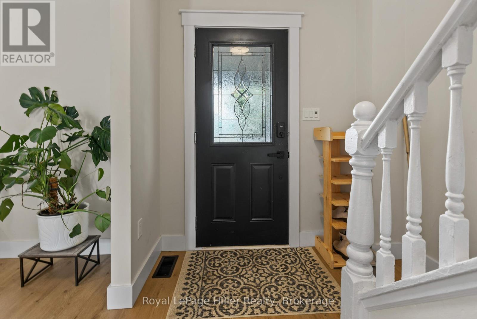 












65 GUELPH STREET

,
Stratford,




Ontario
N5A3W7


