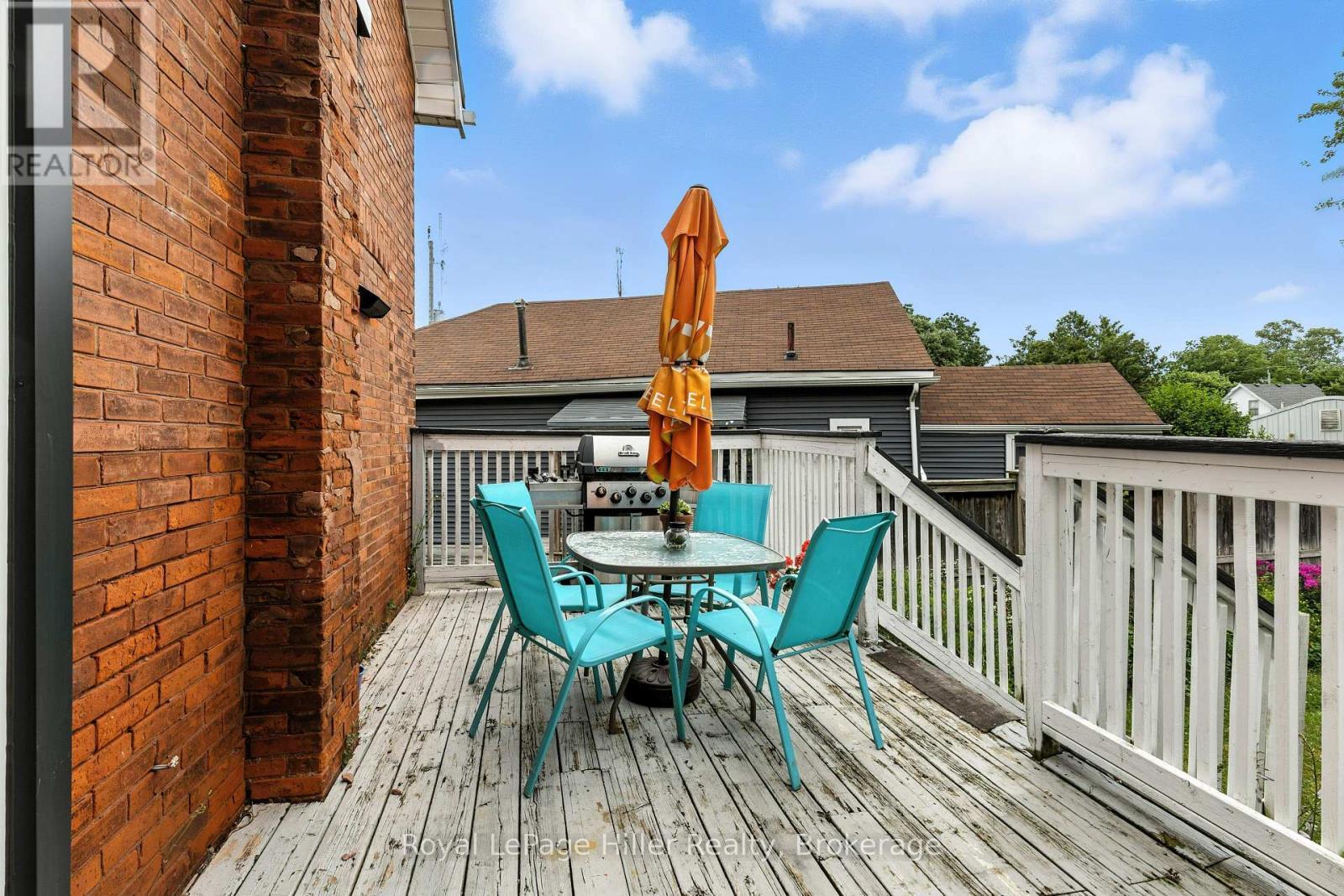 












65 GUELPH STREET

,
Stratford,




Ontario
N5A3W7

