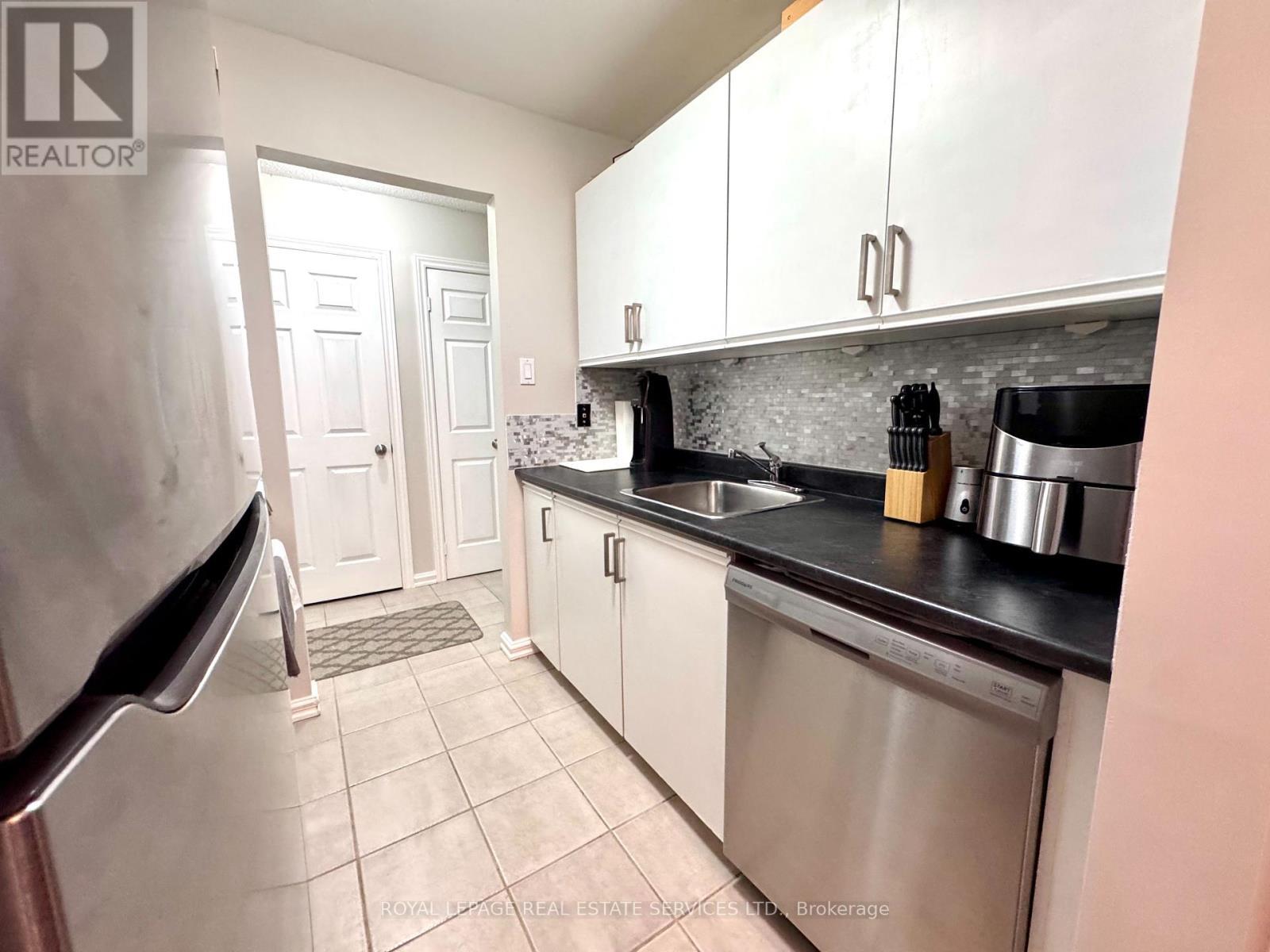 












121 - 2230 TRAFALGAR STREET

,
London East,




Ontario
N5V4J9

