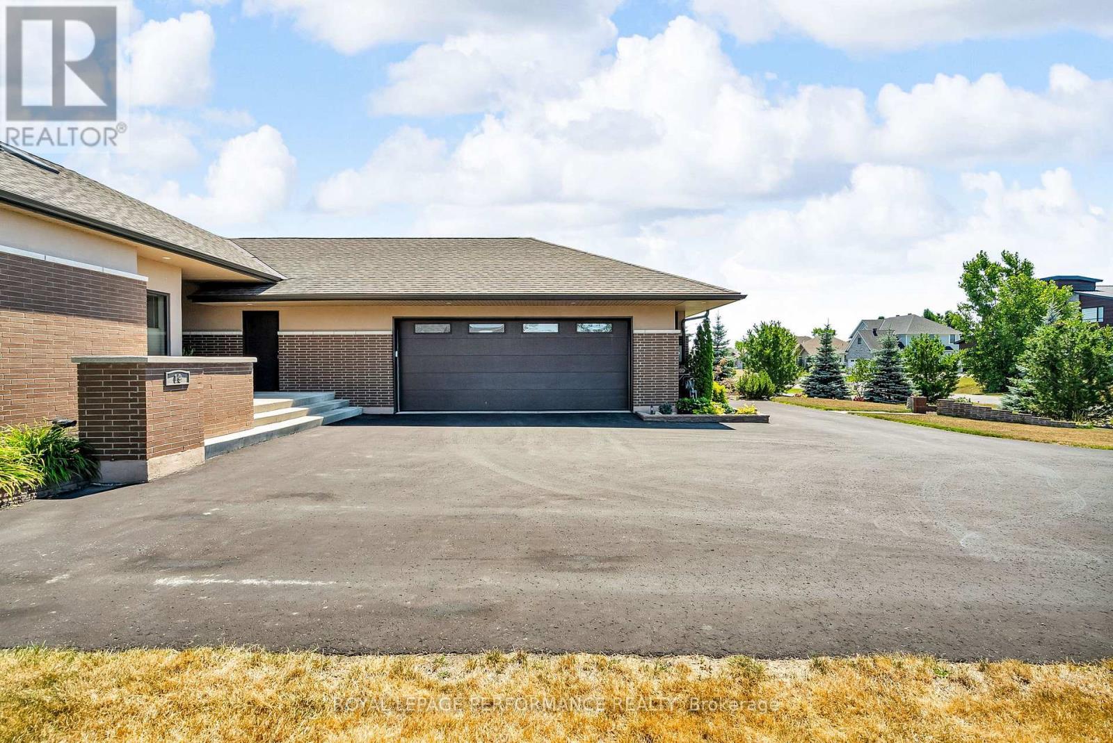 












19 GEORGE PATRICK DRIVE

,
South Stormont,




Ontario
K0C1P0

