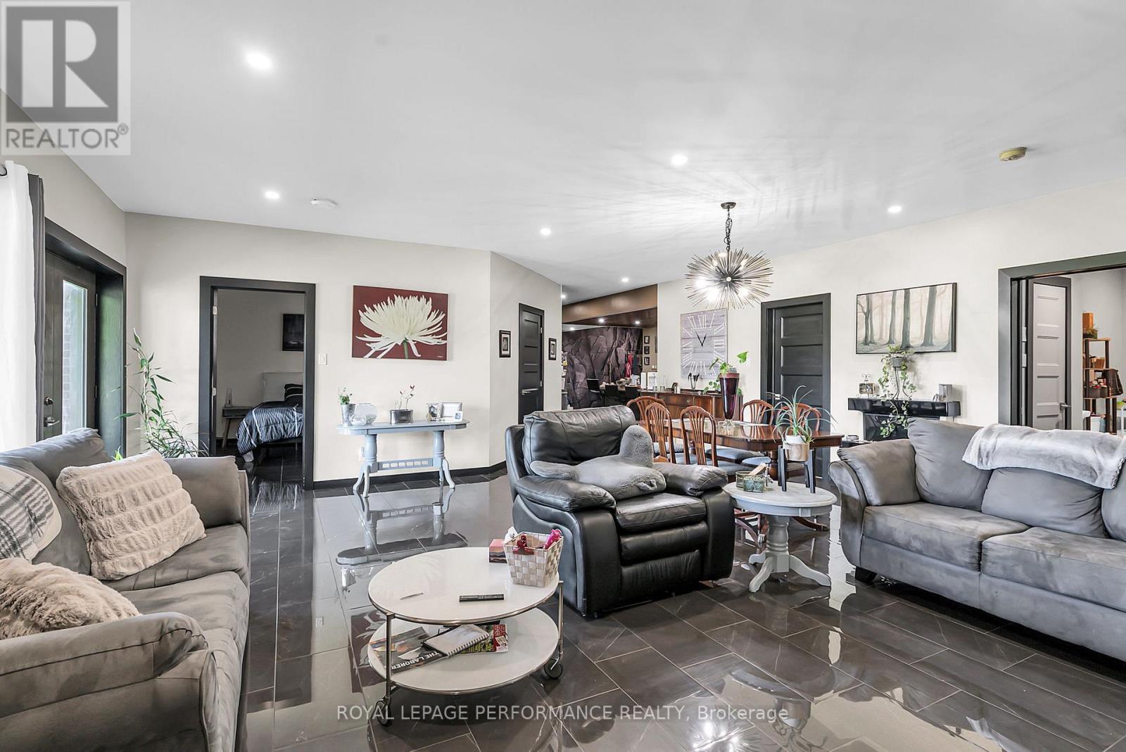 












19 GEORGE PATRICK DRIVE

,
South Stormont,




Ontario
K0C1P0

