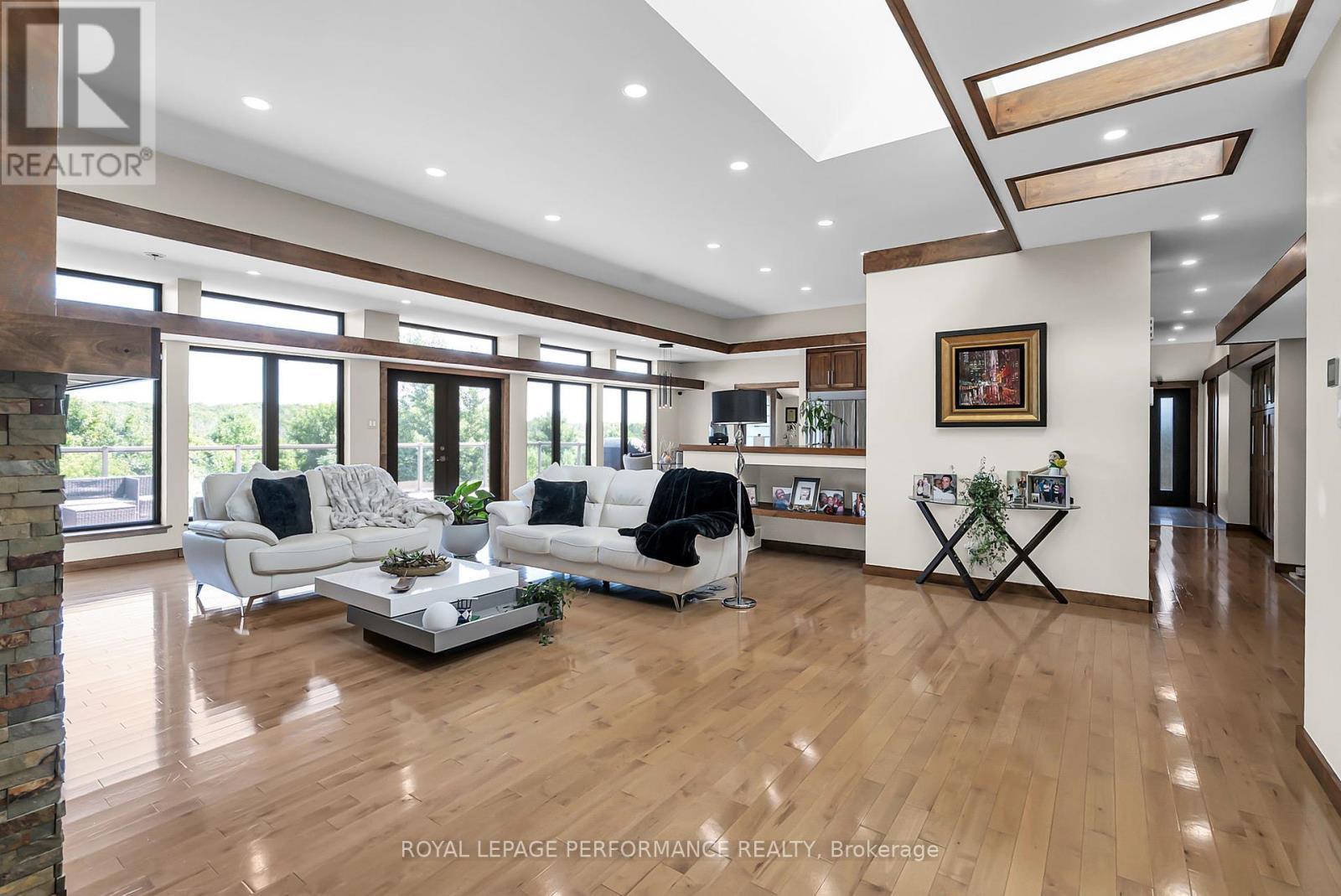 












19 GEORGE PATRICK DRIVE

,
South Stormont,




Ontario
K0C1P0

