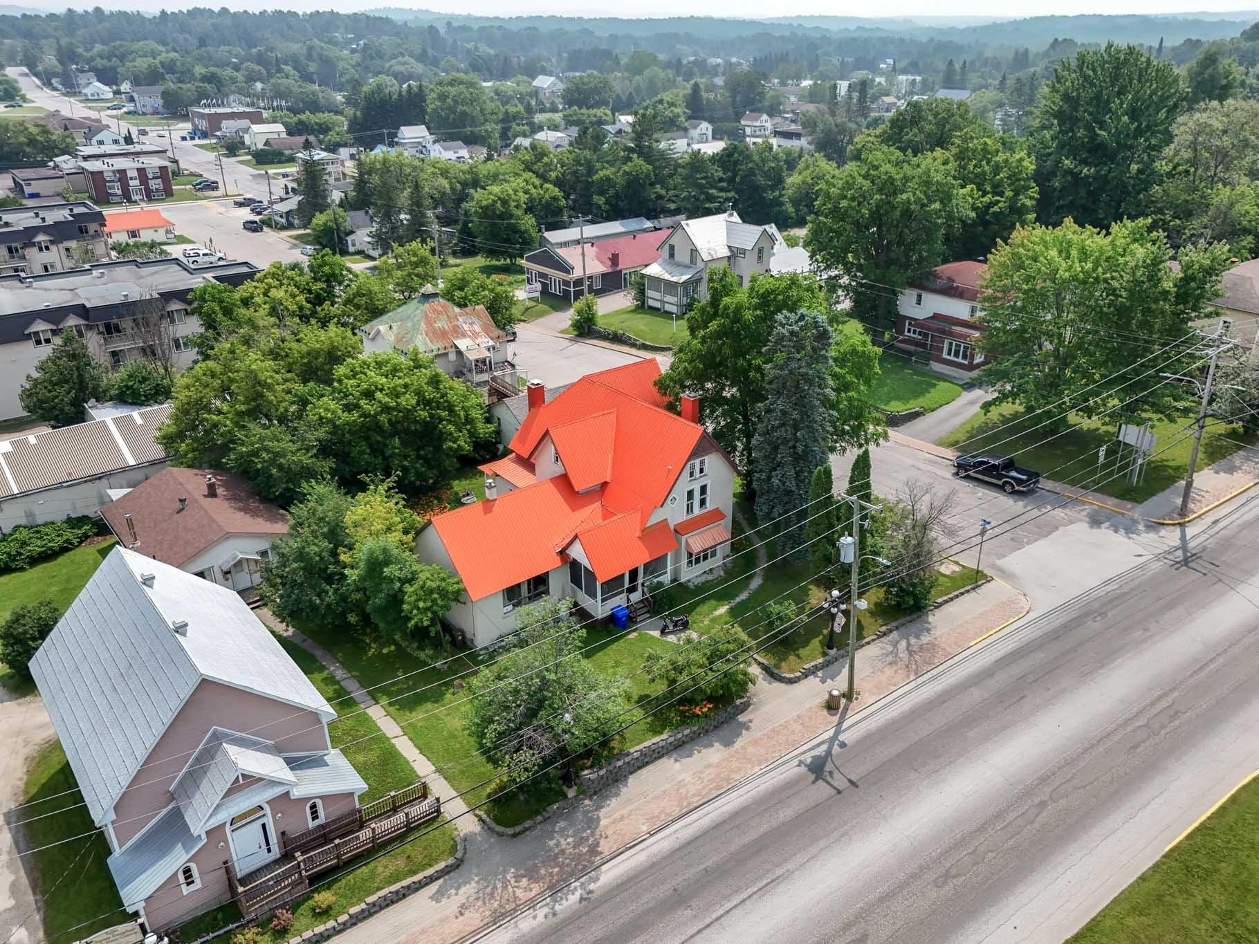 









187

 - 189


Rue Principale S.

,
Maniwaki,




QC
J9E2A1

