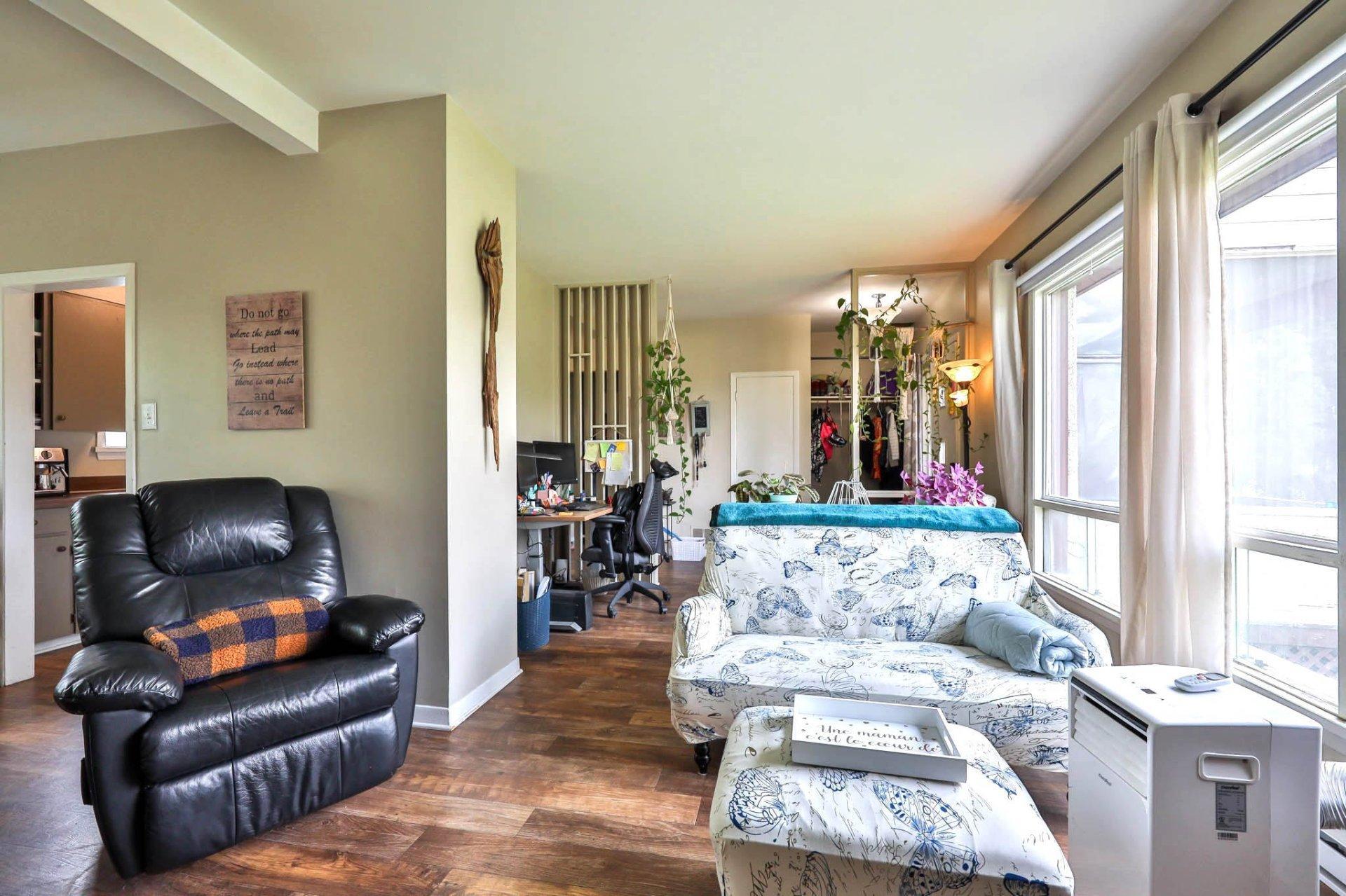 









187

 - 189


Rue Principale S.

,
Maniwaki,




QC
J9E2A1

