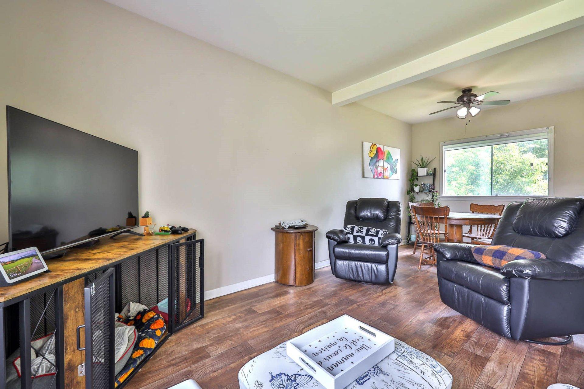 









187

 - 189


Rue Principale S.

,
Maniwaki,




QC
J9E2A1

