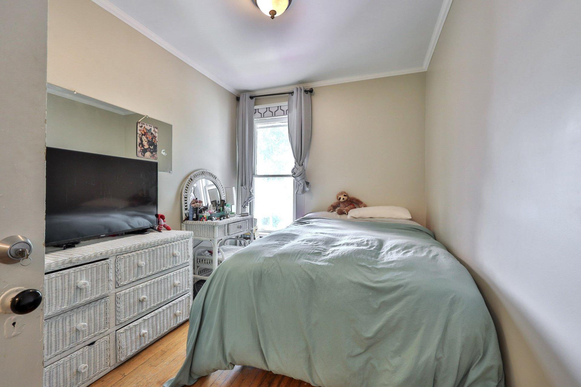 









187

 - 189


Rue Principale S.

,
Maniwaki,




QC
J9E2A1

