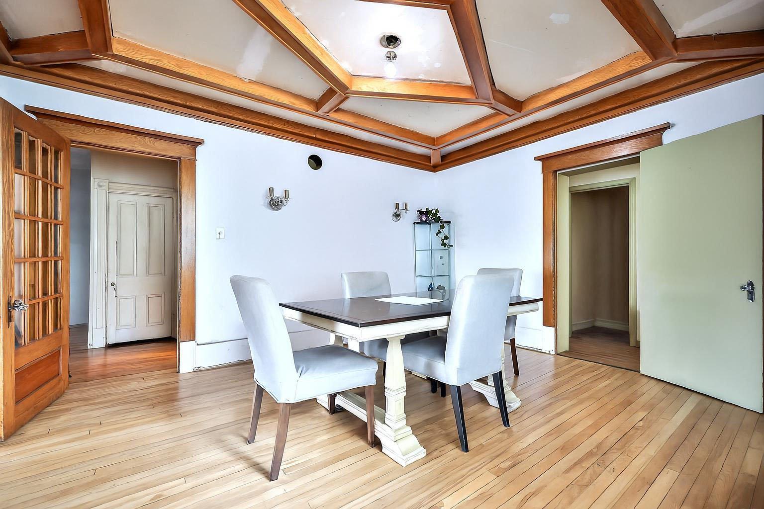 









187

 - 189


Rue Principale S.

,
Maniwaki,




QC
J9E2A1

