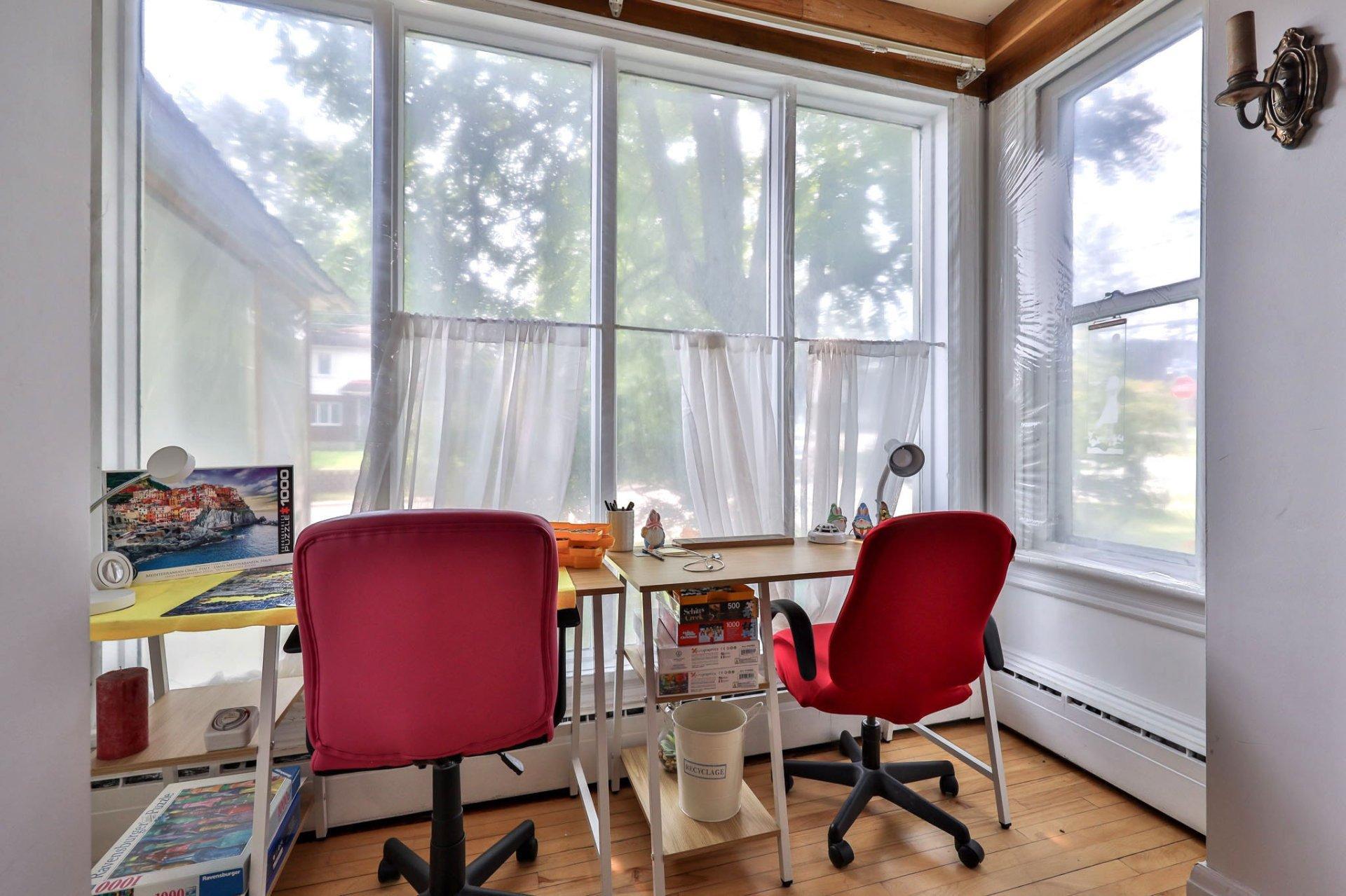 









187

 - 189


Rue Principale S.

,
Maniwaki,




QC
J9E2A1

