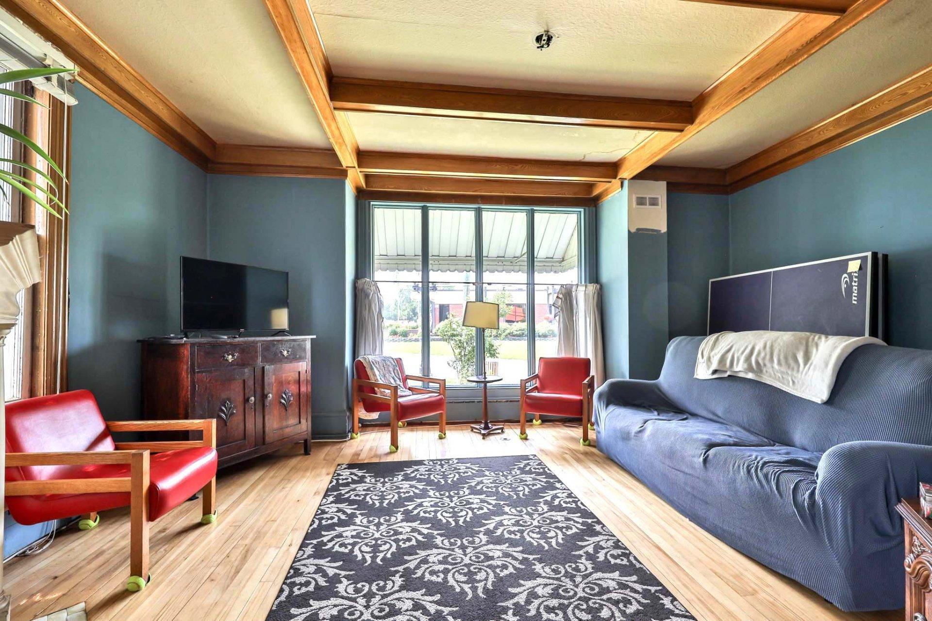 









187

 - 189


Rue Principale S.

,
Maniwaki,




QC
J9E2A1


