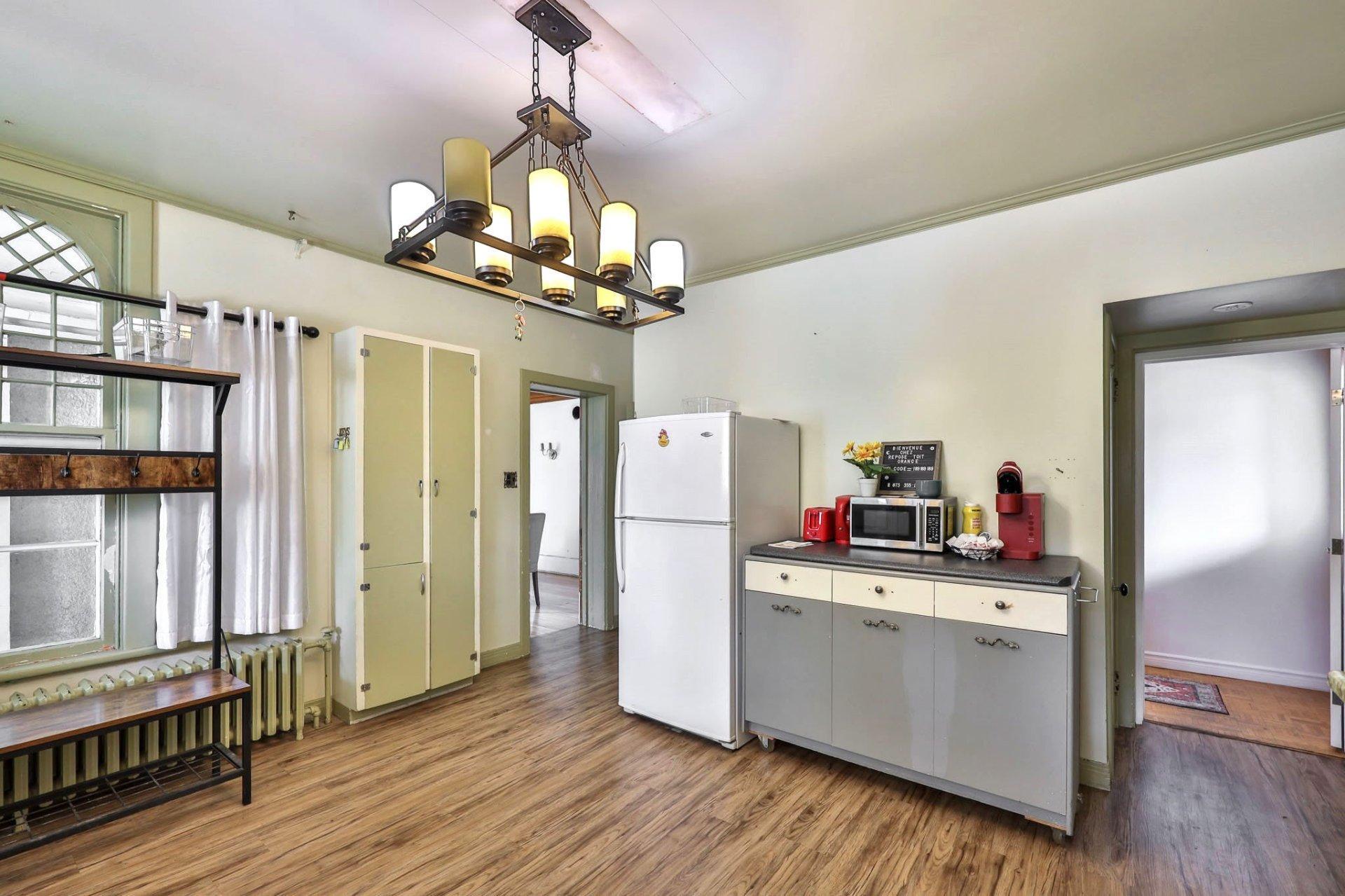 









187

 - 189


Rue Principale S.

,
Maniwaki,




QC
J9E2A1

