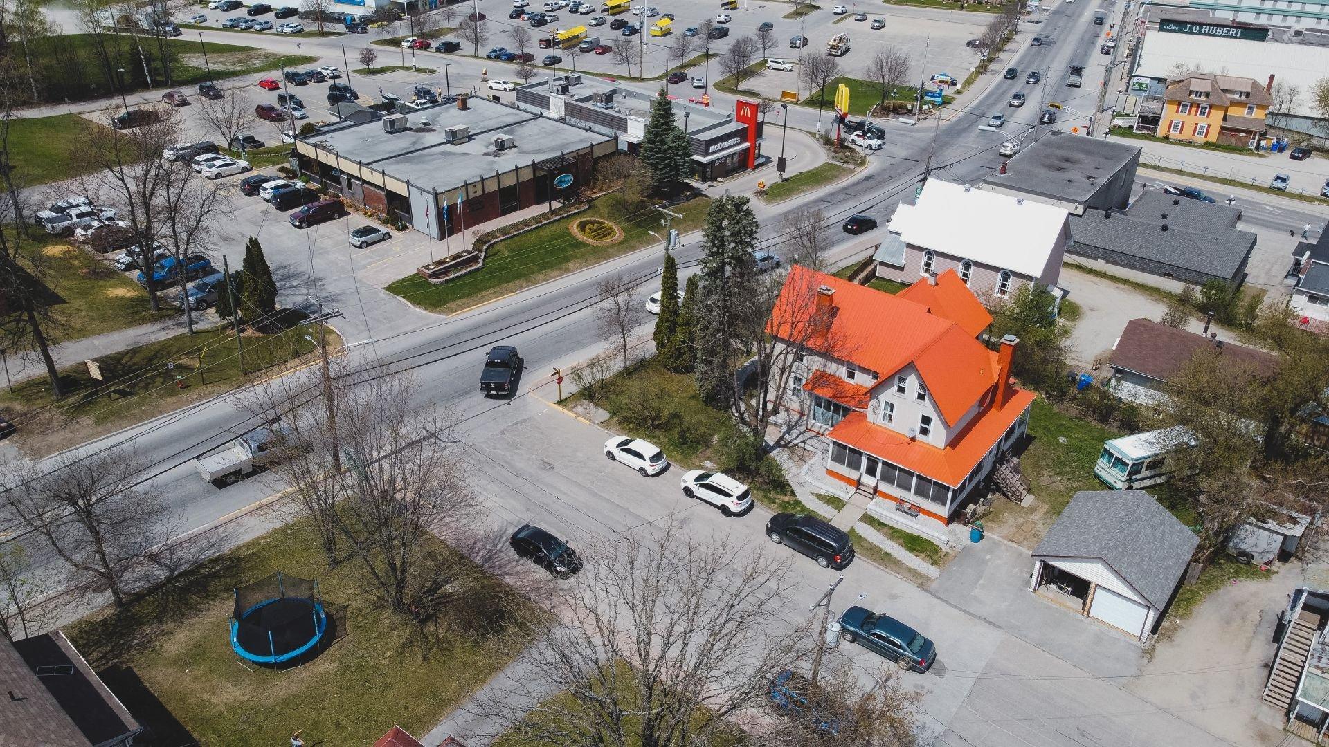 









187

 - 189


Rue Principale S.

,
Maniwaki,




QC
J9E2A1

