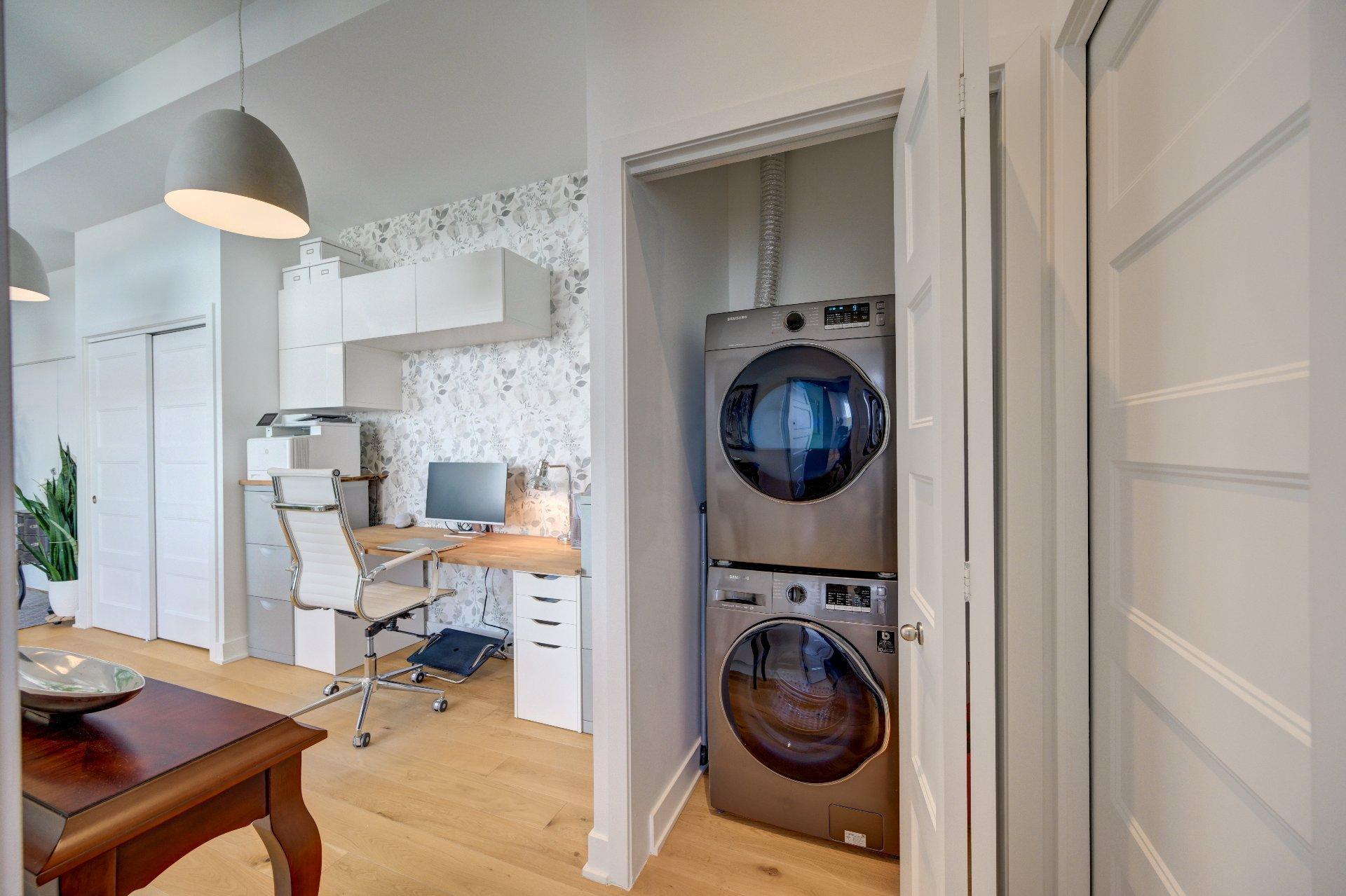 









1400


Rue Lucien-Paiement

, 1702,
Laval (Laval-des-Rapides),




QC
H7N0E3

