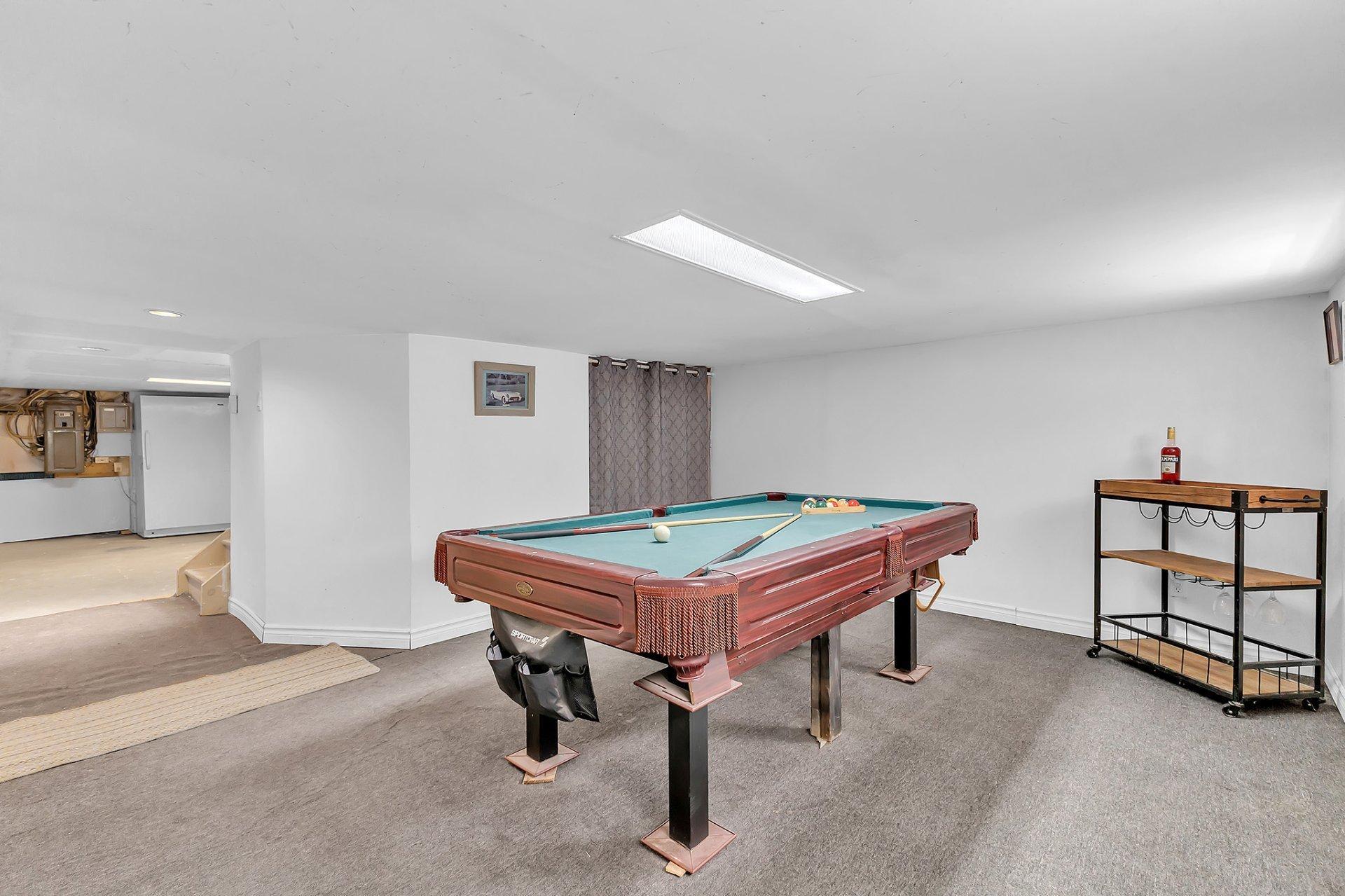 









17


Rue St-Pierre

,
Gatineau (Masson-Angers),




QC
J8M1B9

