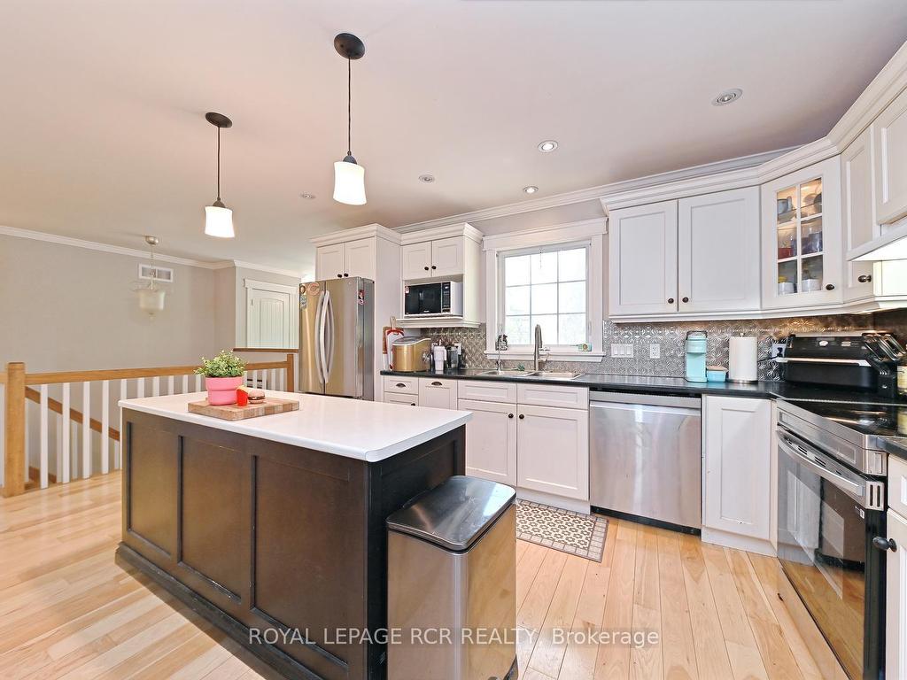 









24


Dean

Road,
Mulmur,




ON
L0N 1S8

