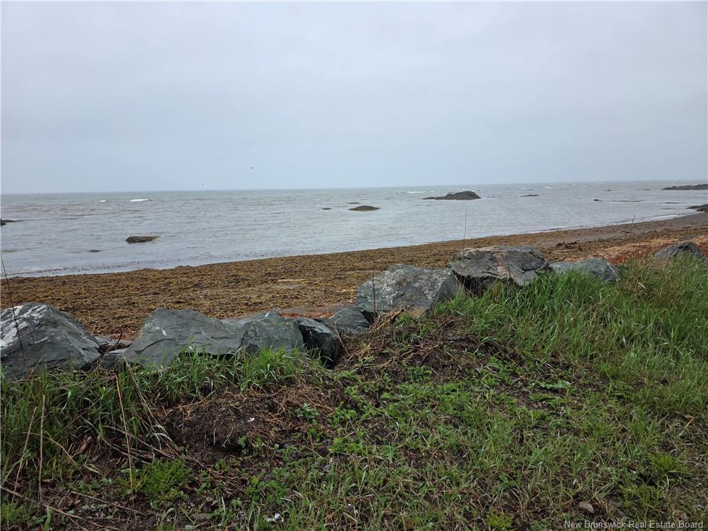 









523


Principale

,
Pointe-Verte,




NB
E8J 2R2

