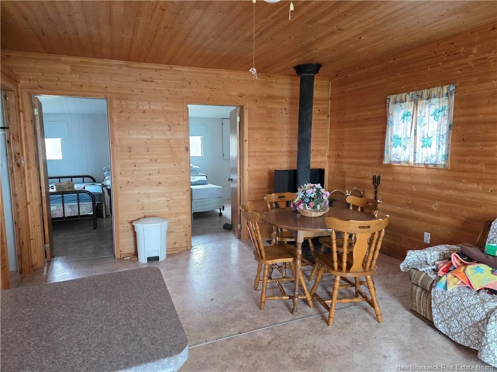 









523


Principale

,
Pointe-Verte,




NB
E8J 2R2

