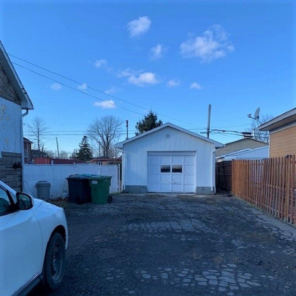 









1780Z


Rue Union

,
Sainte-Catherine,




QC
J5C1G5

