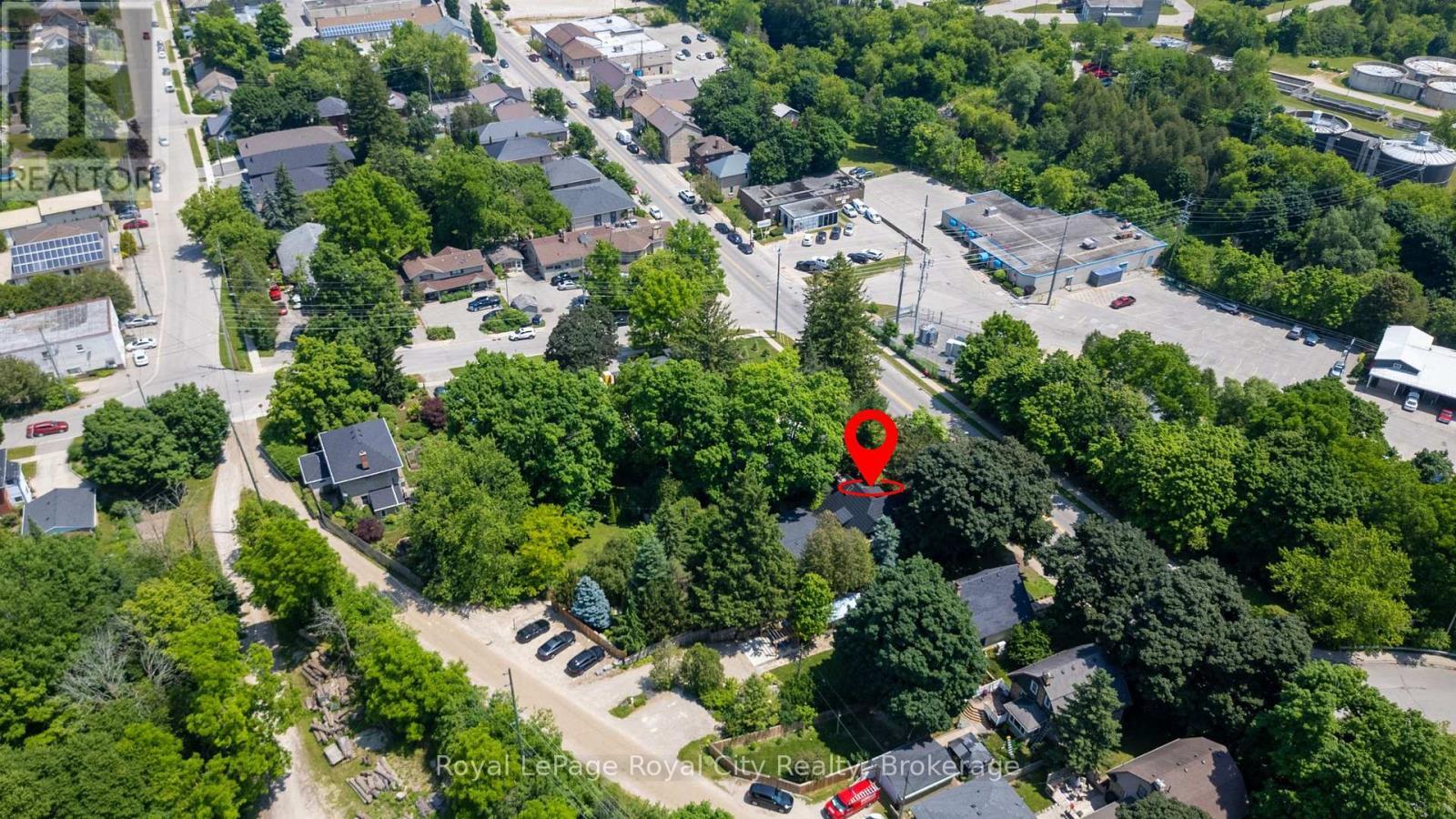 












513 ST ANDREW STREET W

,
Centre Wellington (Fergus),




Ontario
N1M1P4

