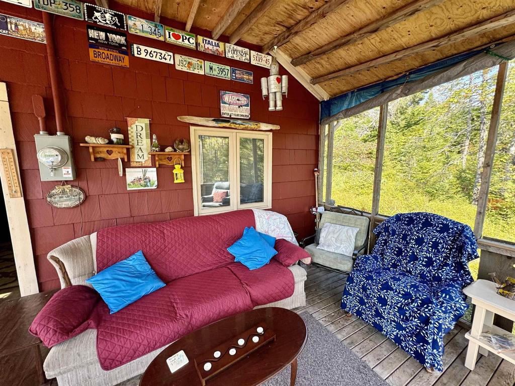 












1081 Mooseland Road

,
Tangier,







NS
B0J 3H0

