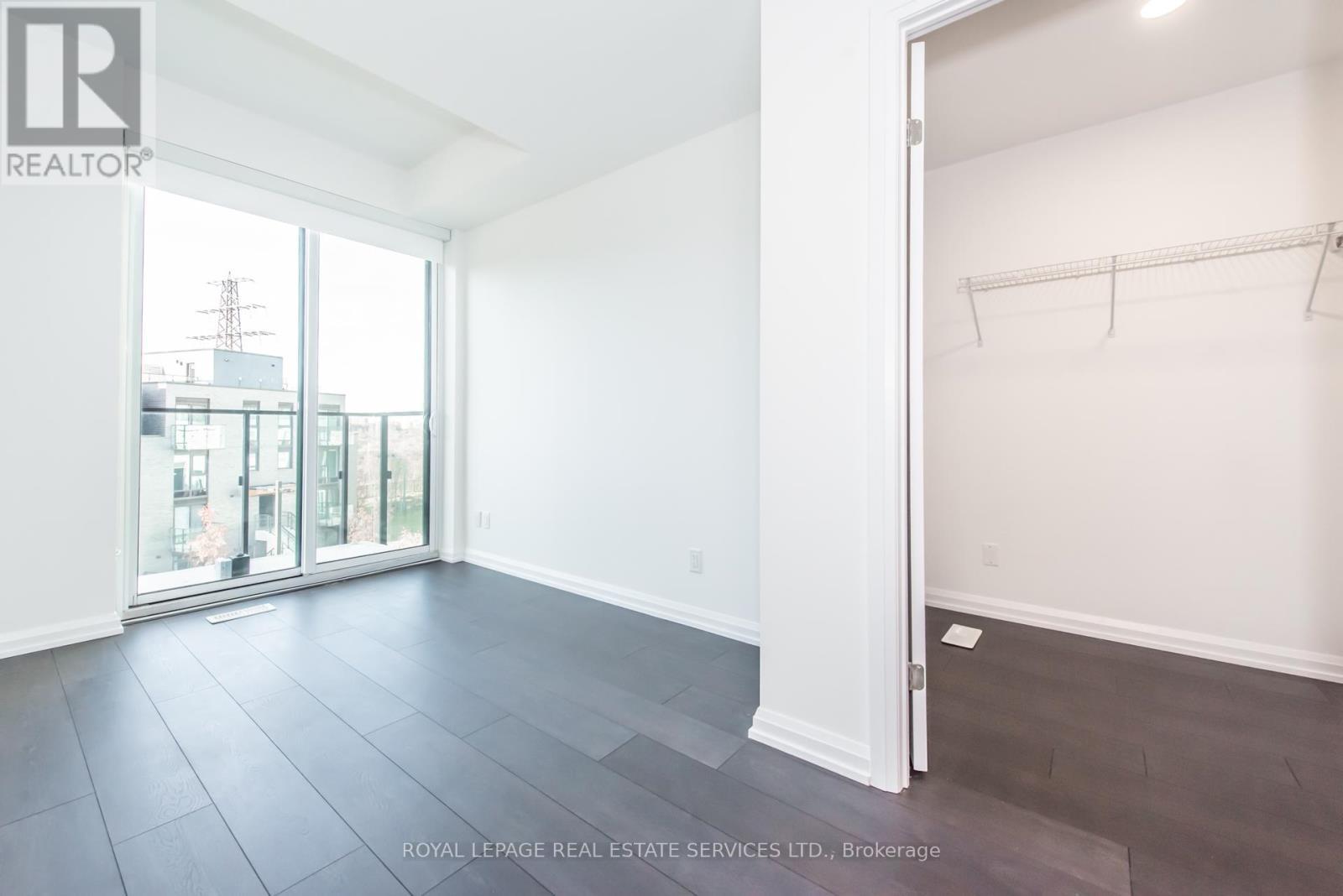 












19 - 15 BRIN DRIVE

,
Toronto,




Ontario
M8X0B4


