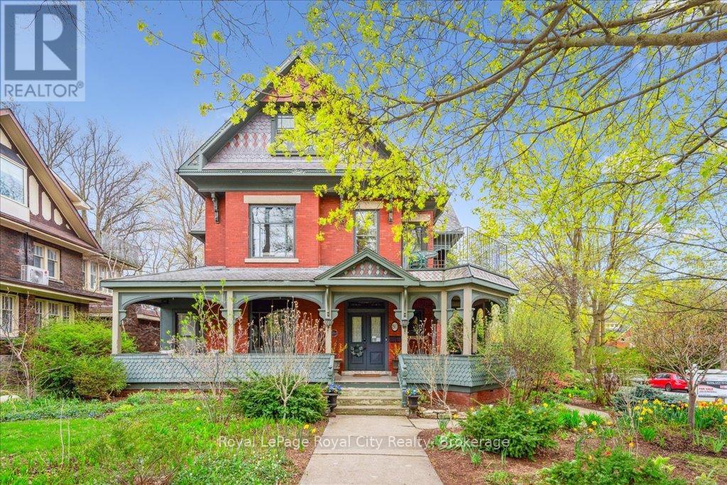 












80 LONDON ROAD W

,
Guelph (Exhibition Park),




Ontario
N1H2B7

