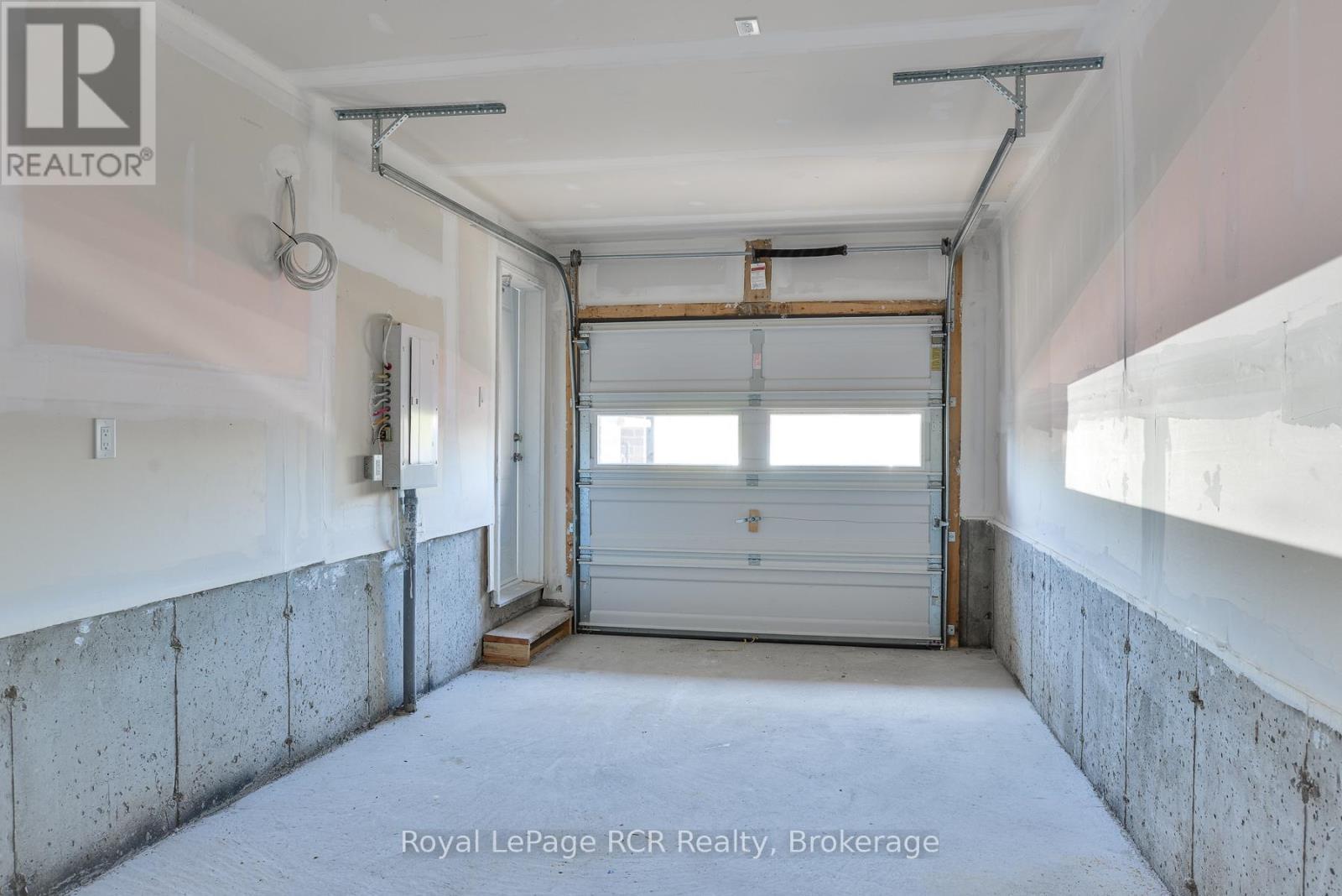












150 ELGIN STREET

,
Orillia,




Ontario
L3V8P7

