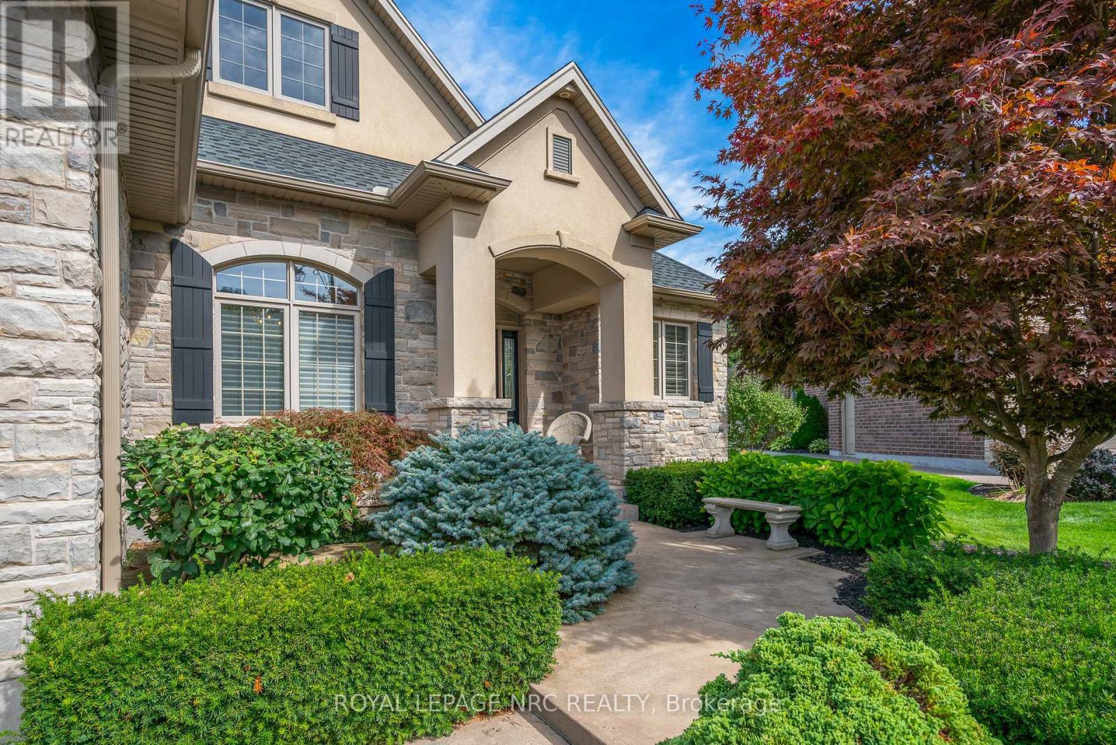












7 BRONDI'S LANE

,
Pelham (Fonthill),




Ontario
L0S1E5

