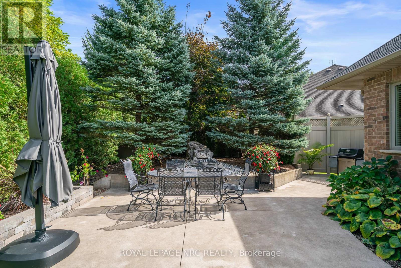 












7 BRONDI'S LANE

,
Pelham (Fonthill),




Ontario
L0S1E5

