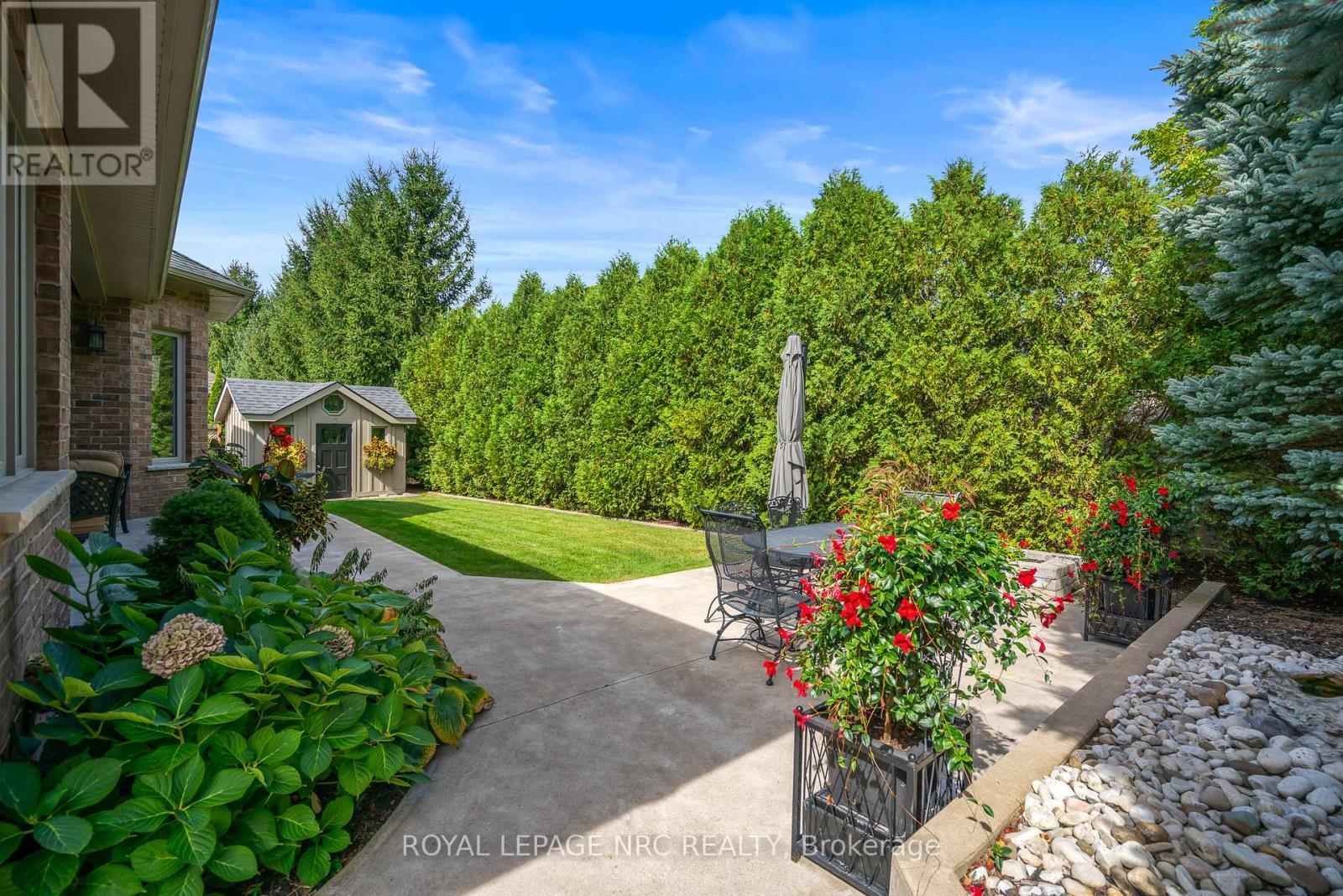 












7 BRONDI'S LANE

,
Pelham (Fonthill),




Ontario
L0S1E5

