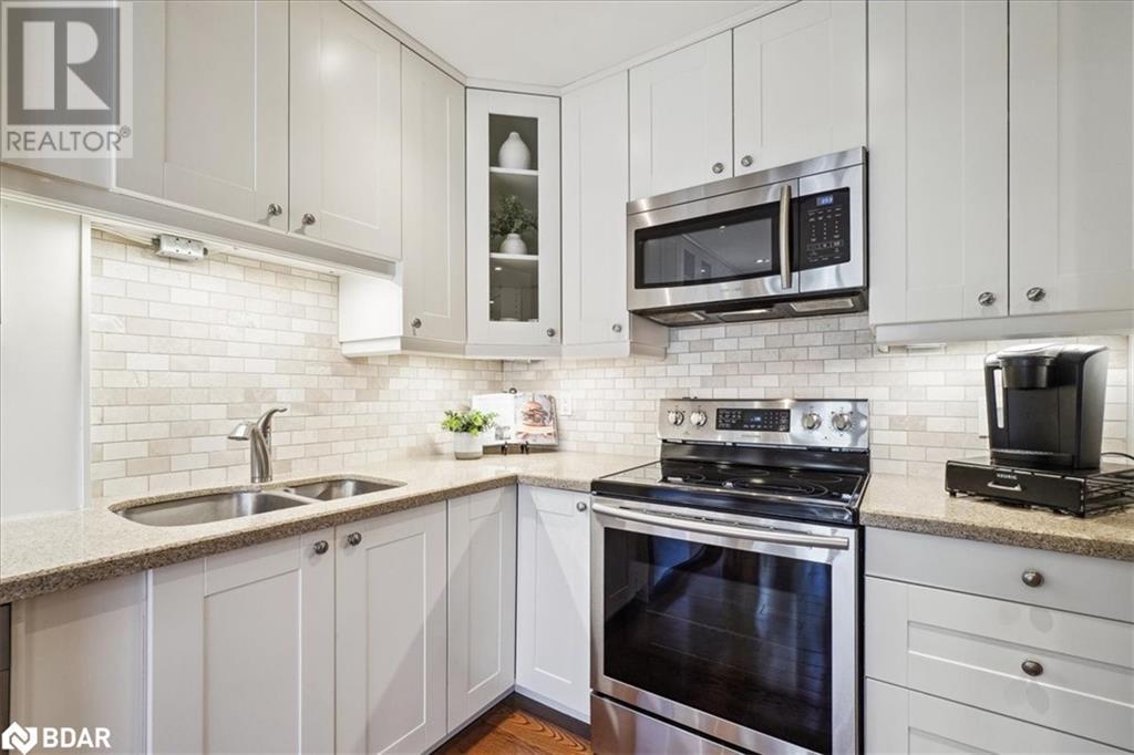 












30 HESLOP Road Unit# 4

,
Milton,




Ontario
L9T1B3

