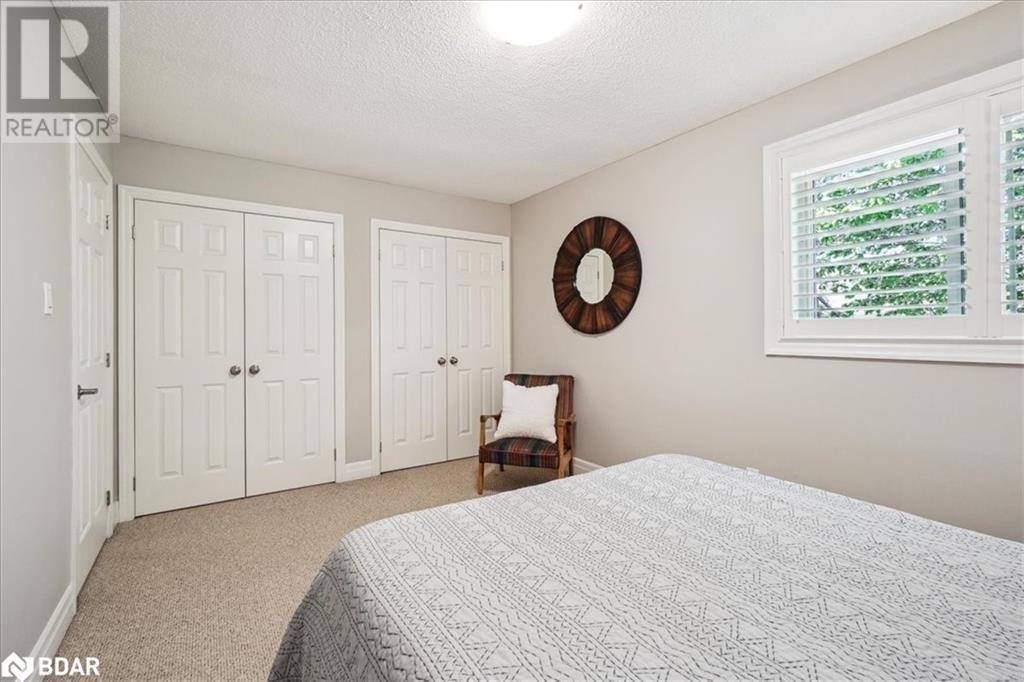 












30 HESLOP Road Unit# 4

,
Milton,




Ontario
L9T1B3

